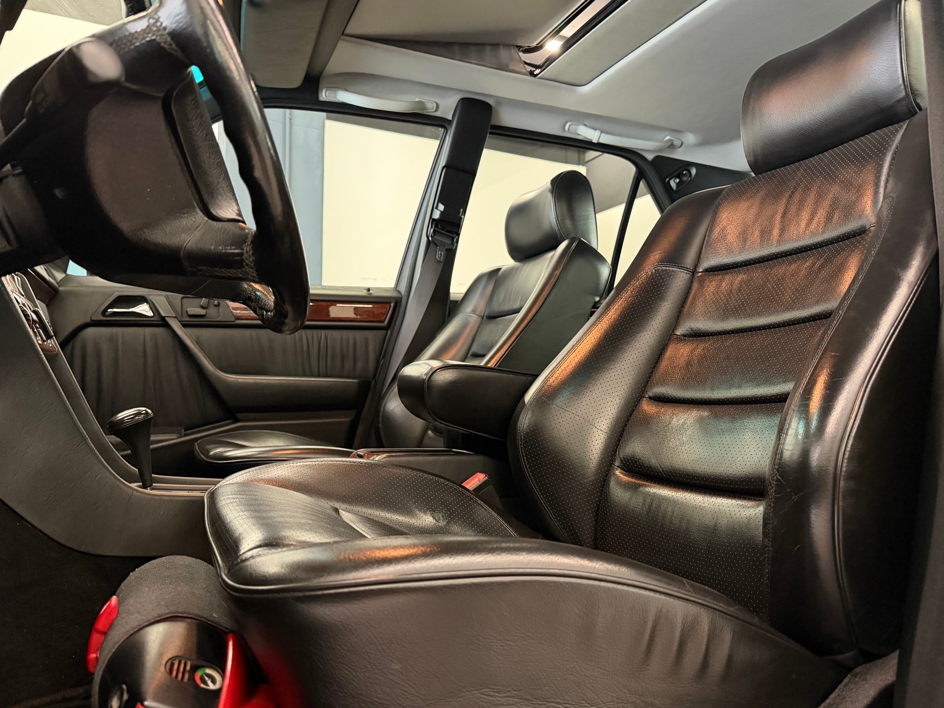 MERCEDES-BENZ 500 E Automatic-image-21