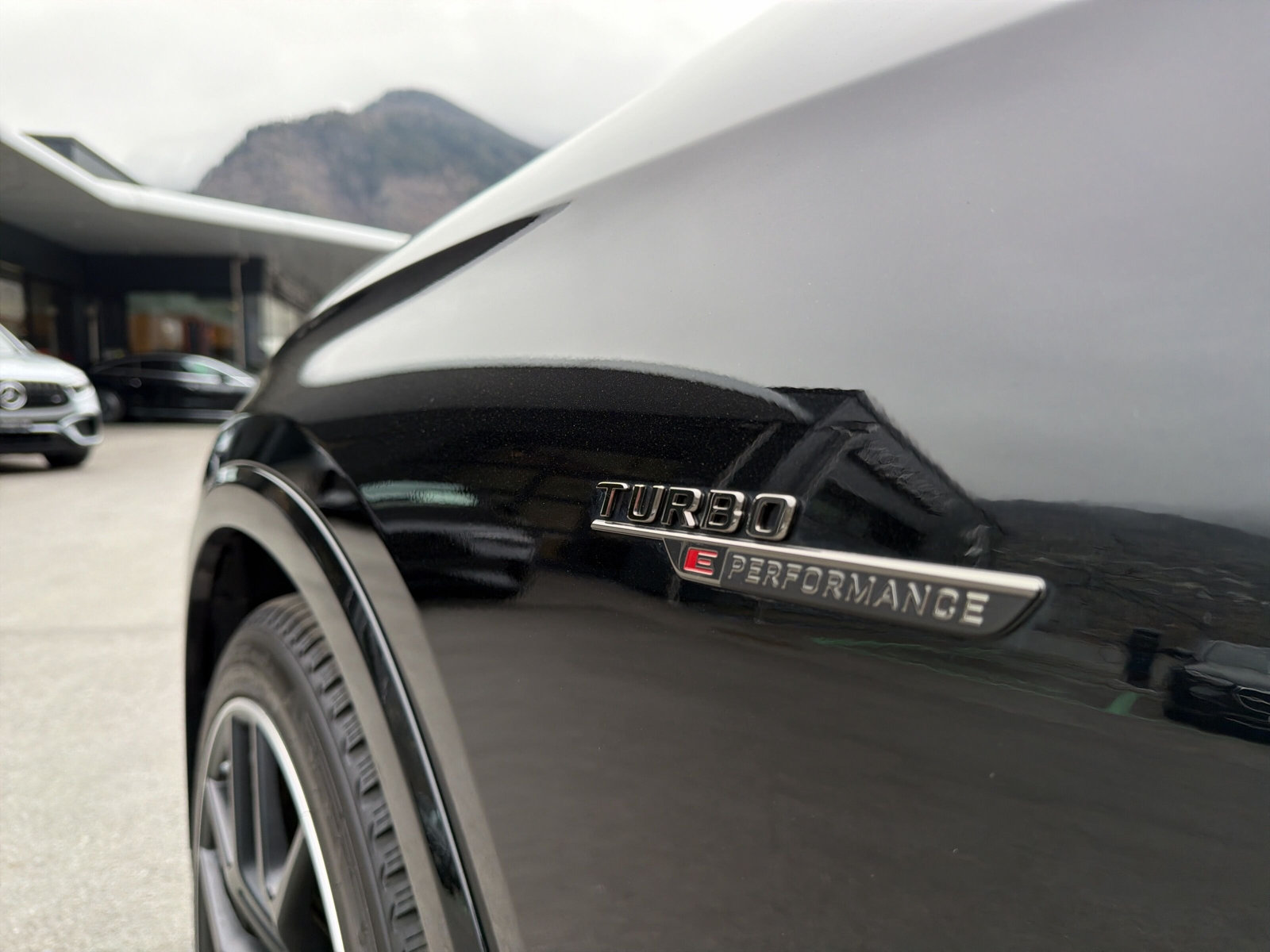 MERCEDES-BENZ GLC AMG 63 S e Perform.-image-24