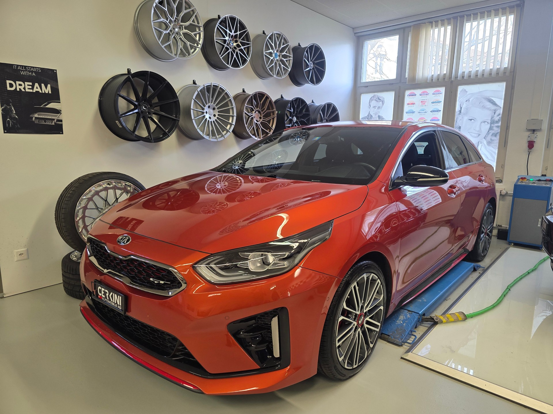 KIA ProCeed 1.6 T-GDi GT DCT-image-6
