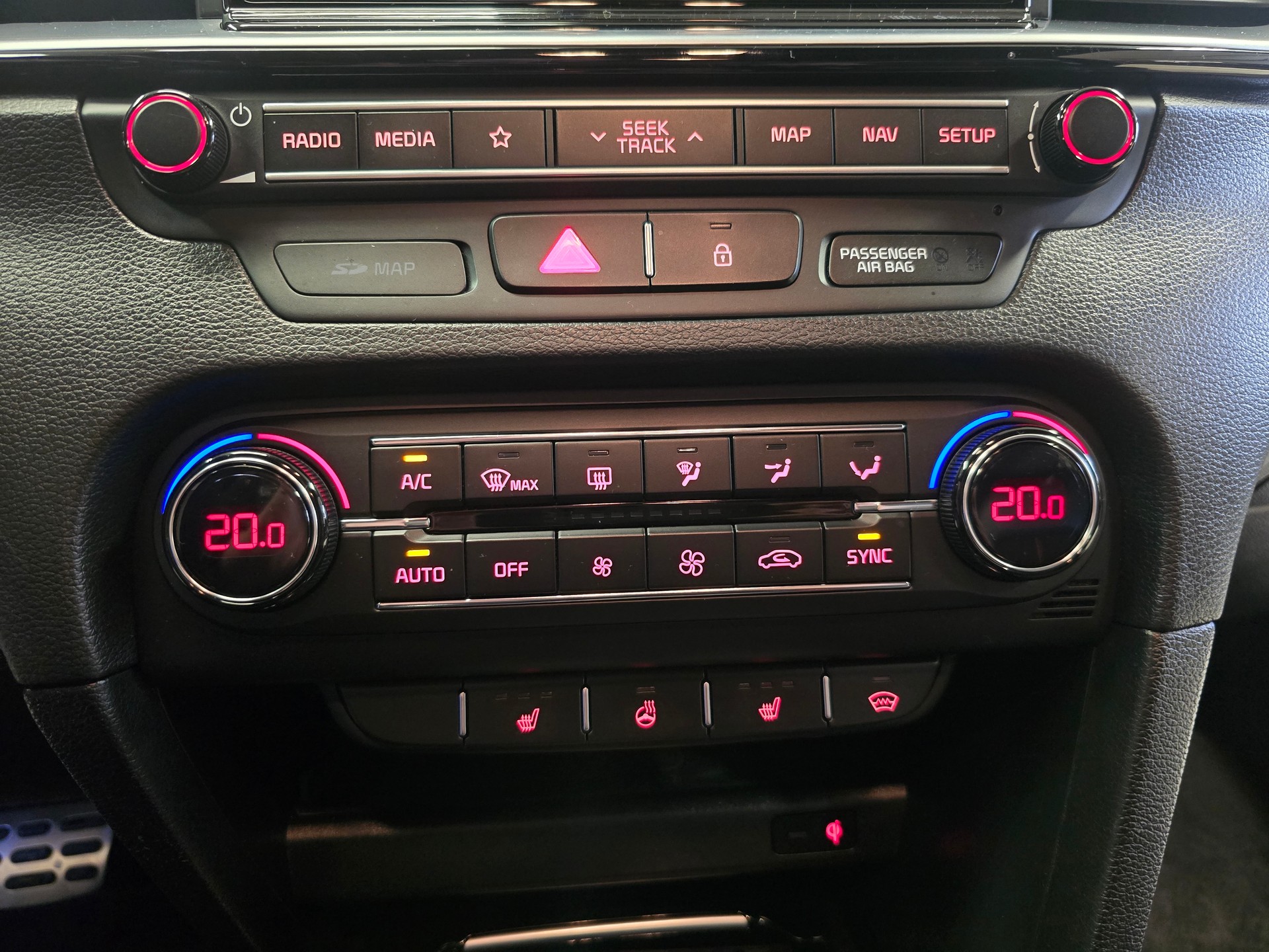 KIA ProCeed 1.6 T-GDi GT DCT-image-10