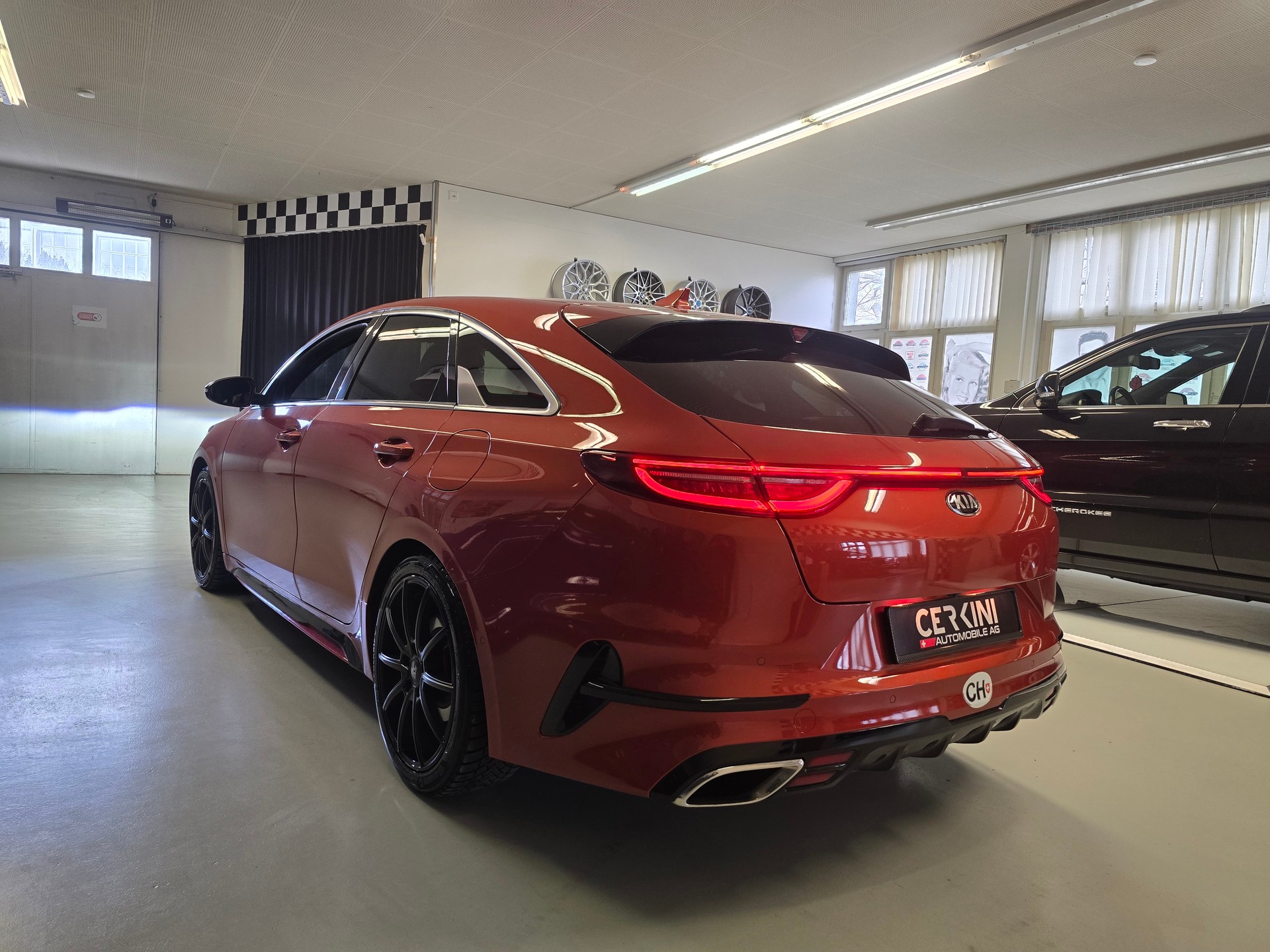 KIA ProCeed 1.6 T-GDi GT DCT-image-3