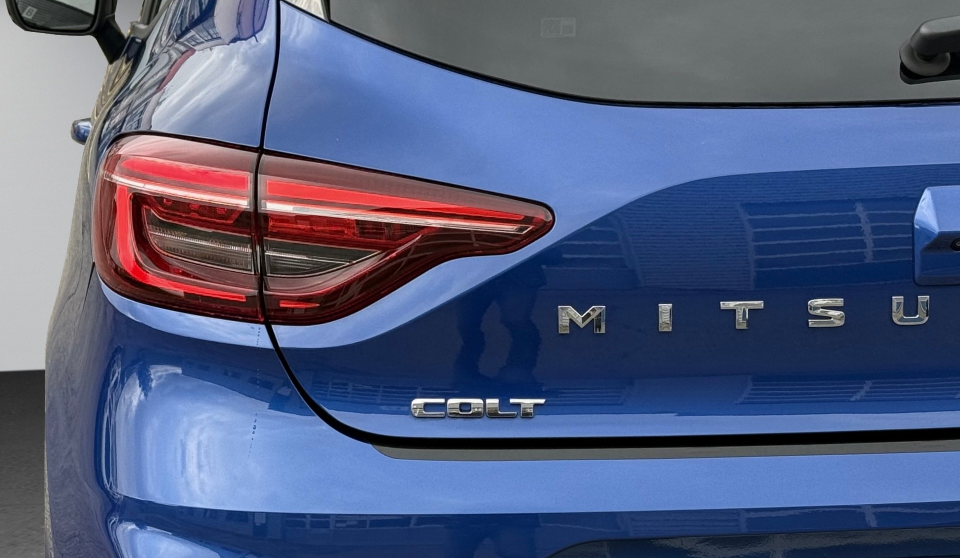 MITSUBISHI COLT 1.6 HEV Invite+-image-7