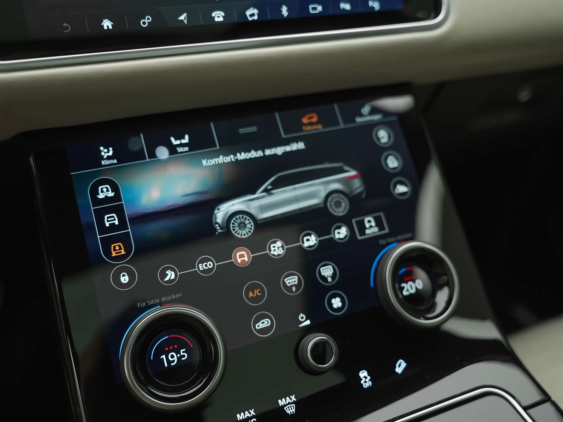 LAND ROVER Range Rover Velar D 300 R-Dynamic HSE *CH-Auto*Massage*Panorama*Head-Up*Sitzlüftung*-image-37