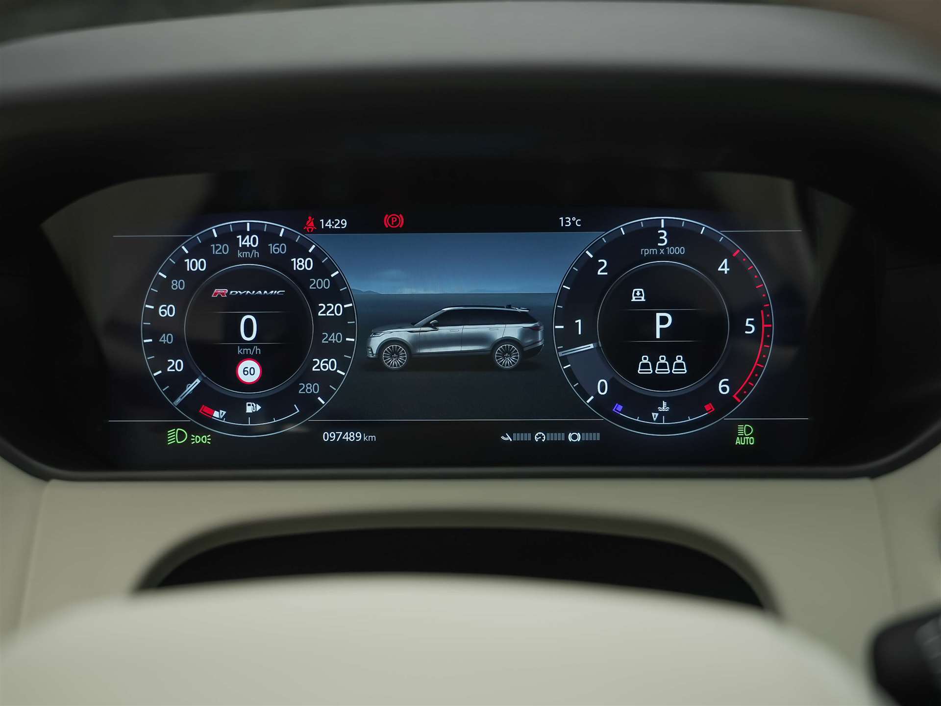 LAND ROVER Range Rover Velar D 300 R-Dynamic HSE *CH-Auto*Massage*Panorama*Head-Up*Sitzlüftung*-image-32