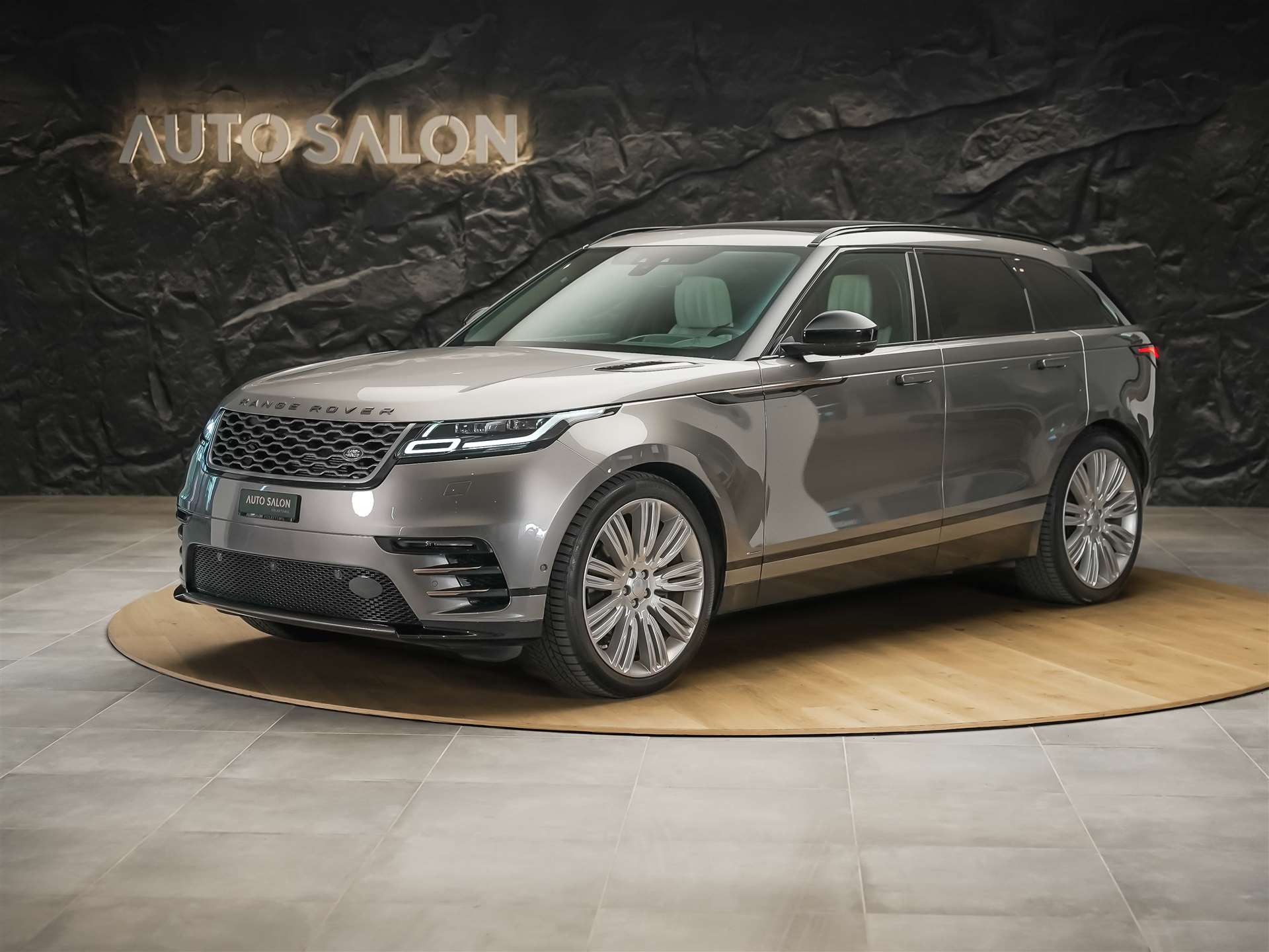 LAND ROVER Range Rover Velar D 300 R-Dynamic HSE *CH-Auto*Massage*Panorama*Head-Up*Sitzlüftung*-image-0