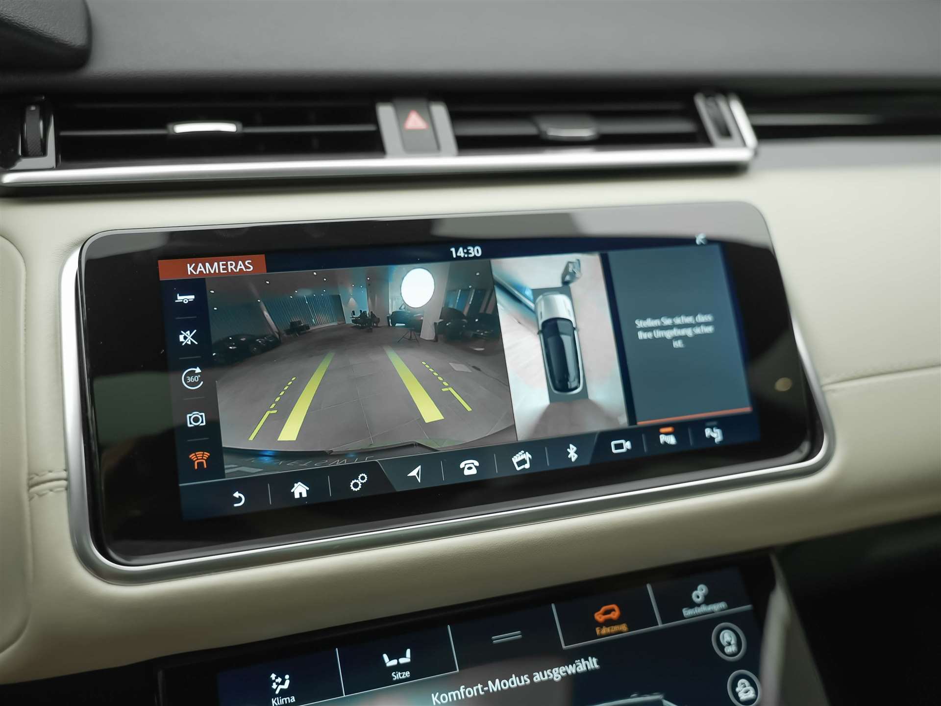 LAND ROVER Range Rover Velar D 300 R-Dynamic HSE *CH-Auto*Massage*Panorama*Head-Up*Sitzlüftung*-image-39