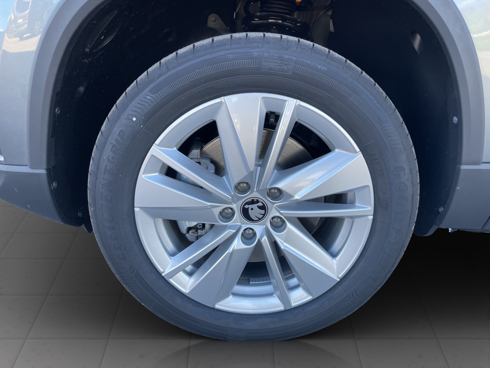 SKODA Karoq 1.5 TSI Selection-image-17