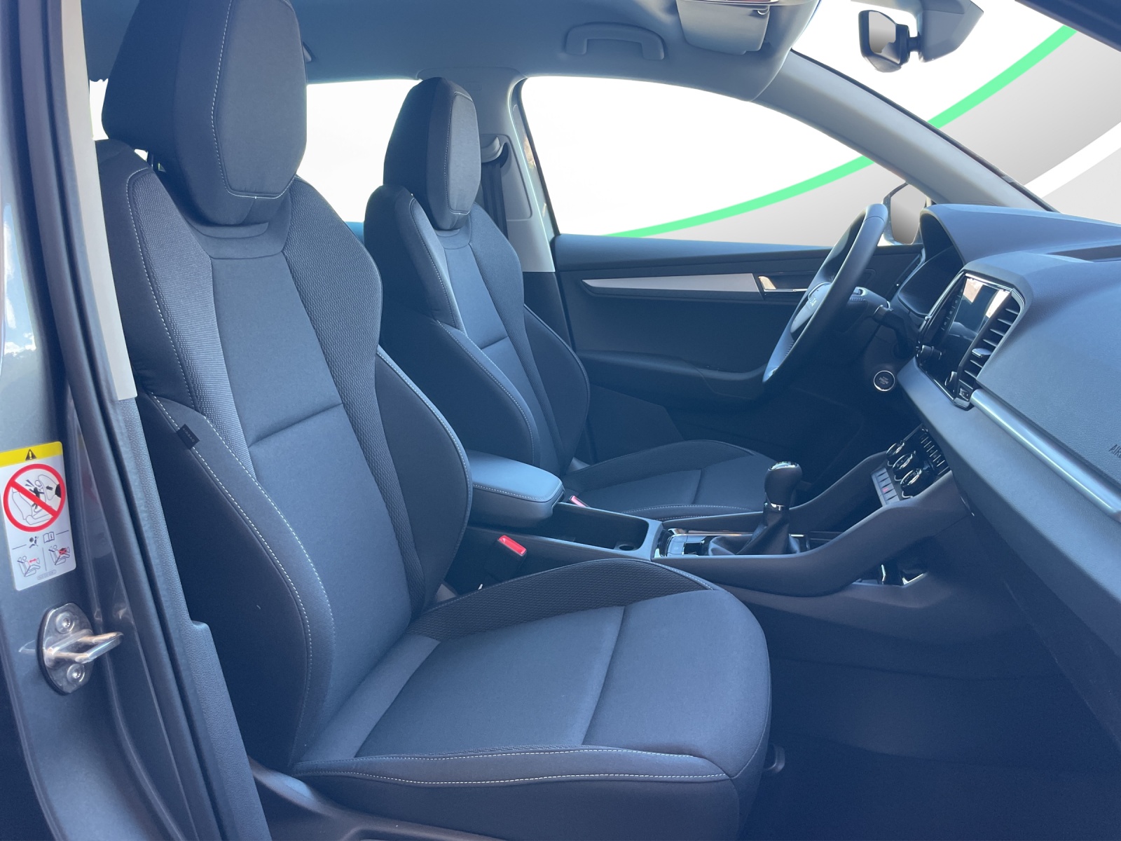 SKODA Karoq 1.5 TSI Selection-image-12