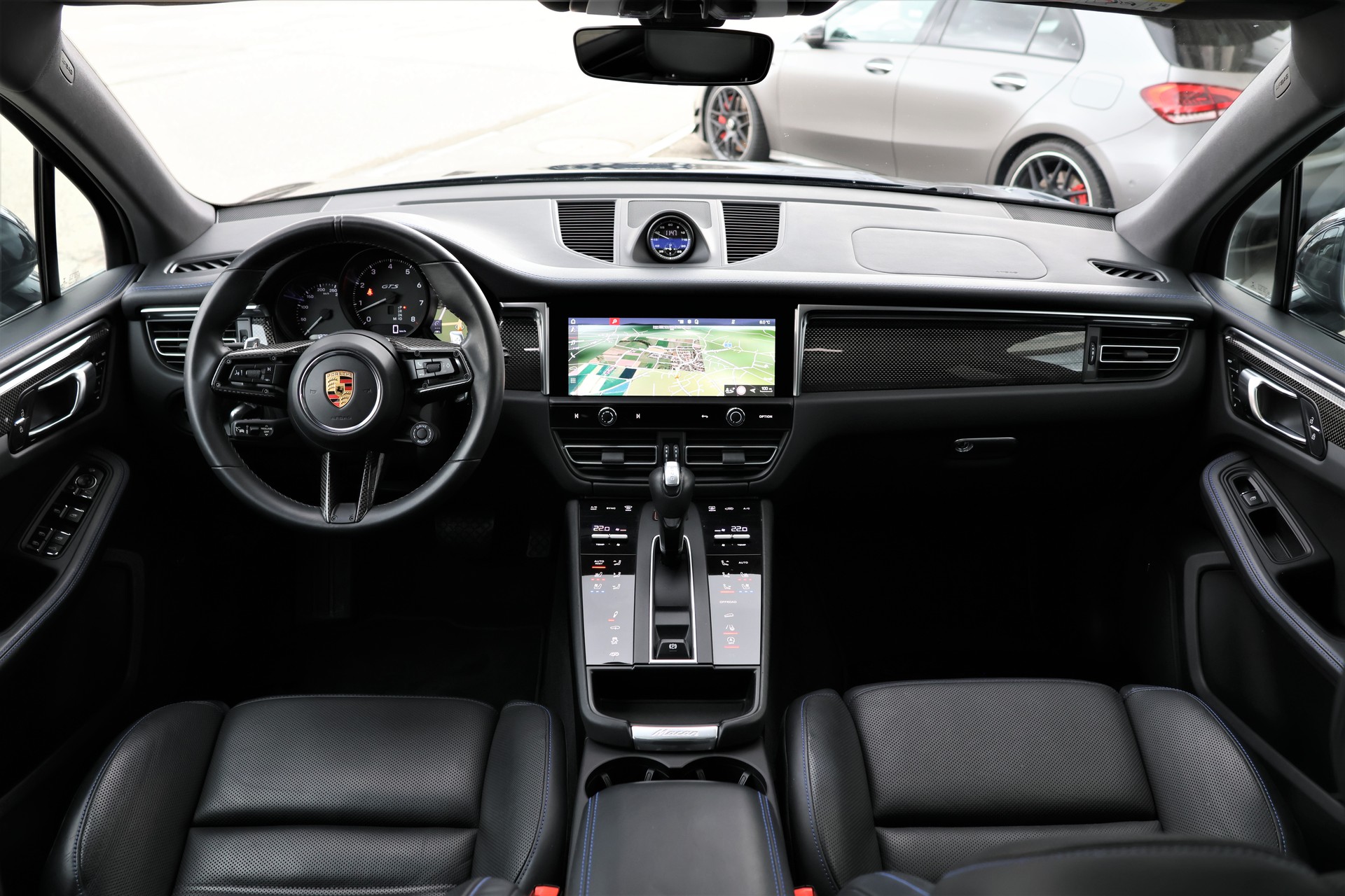 PORSCHE Macan GTS PDK (CH) "Approved bis 11/2026"-image-16