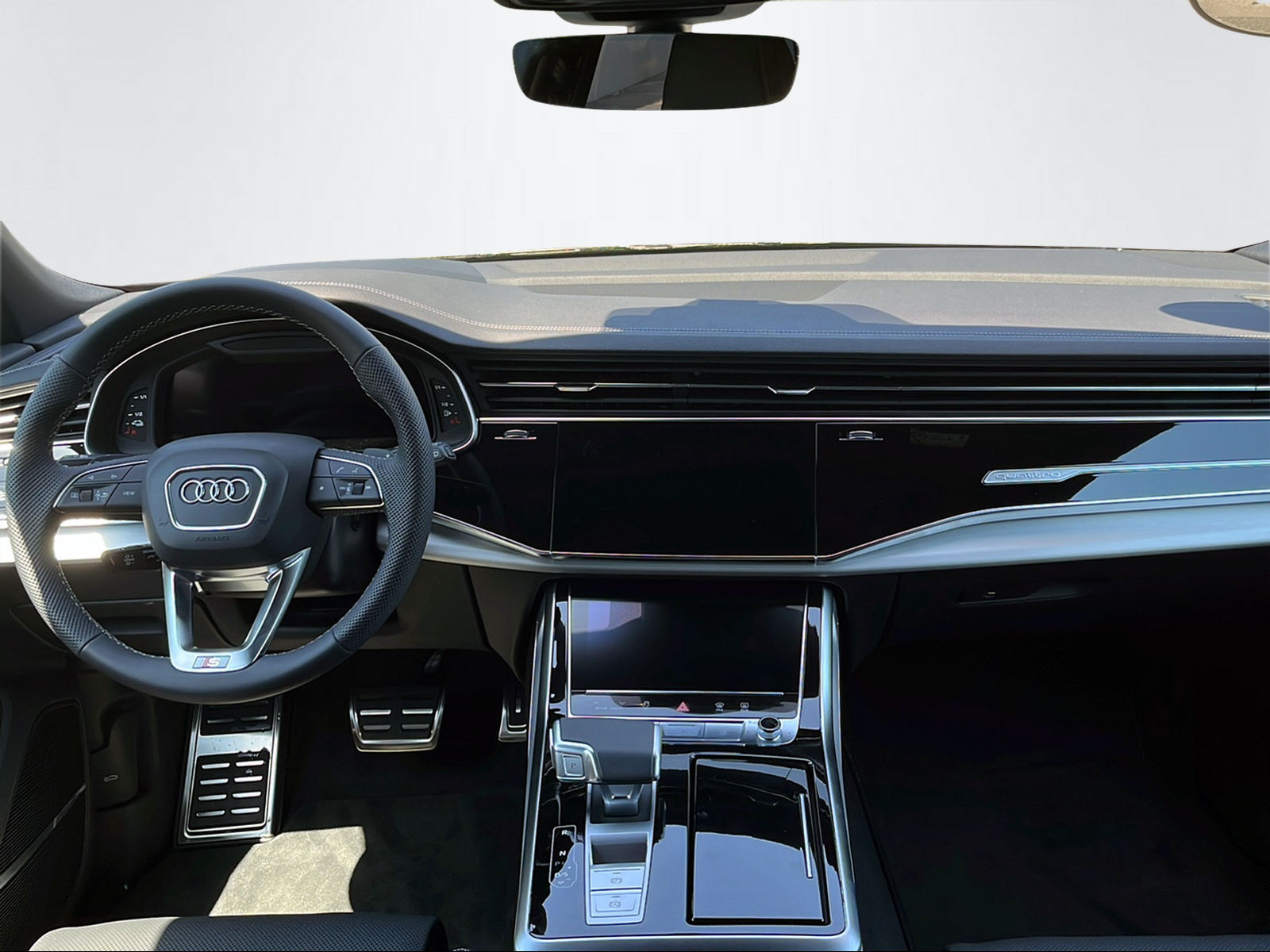 AUDI Q8 SUV 290 kW TFSI/elektrisch-image-9