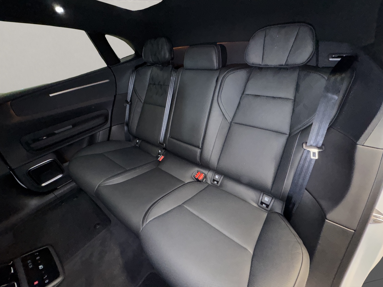 POLESTAR 4 Long Range Dual Motor Prime-image-8