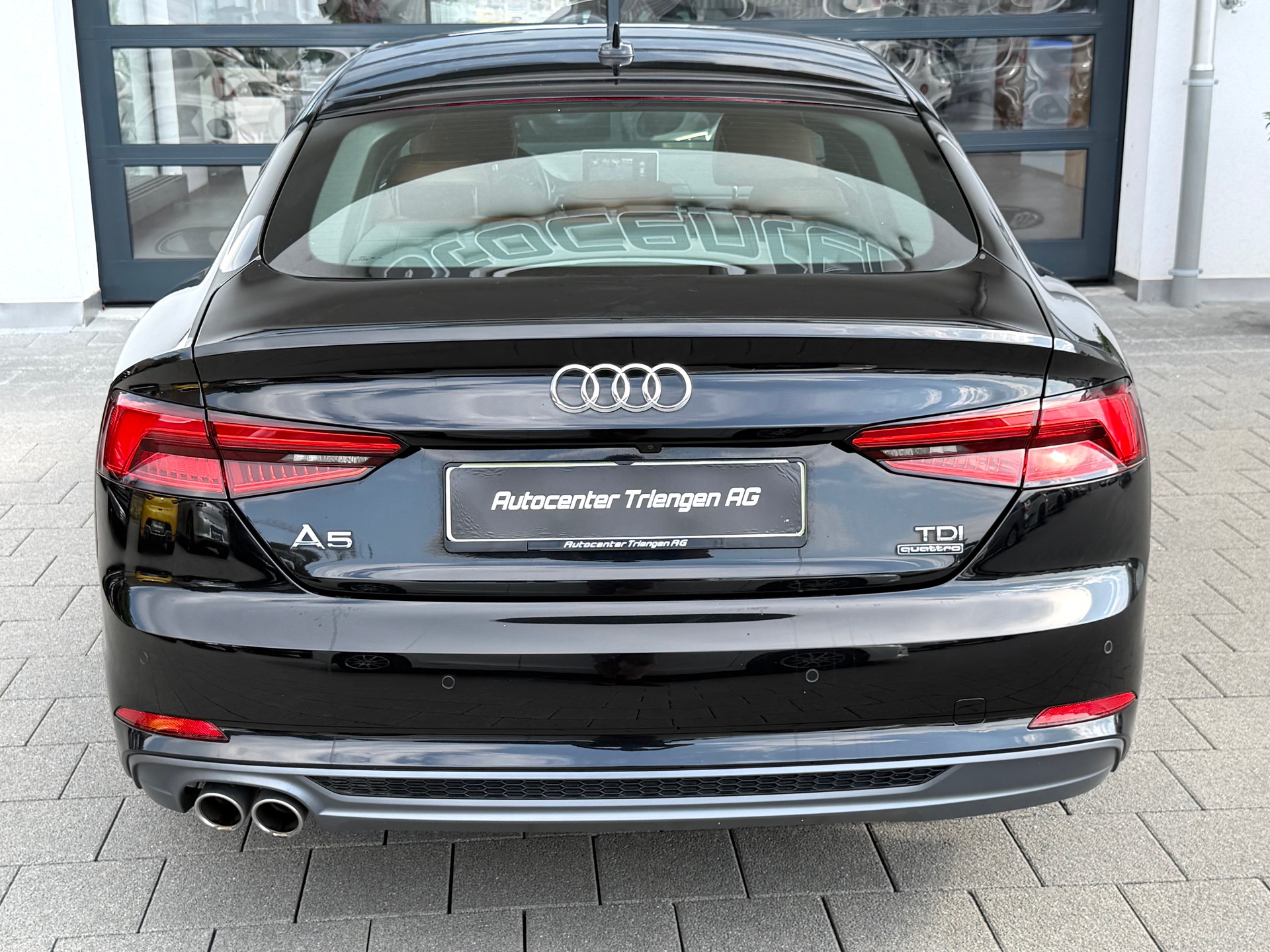 AUDI A5 Sportback 2.0 TDI quattro S-tronic-image-8