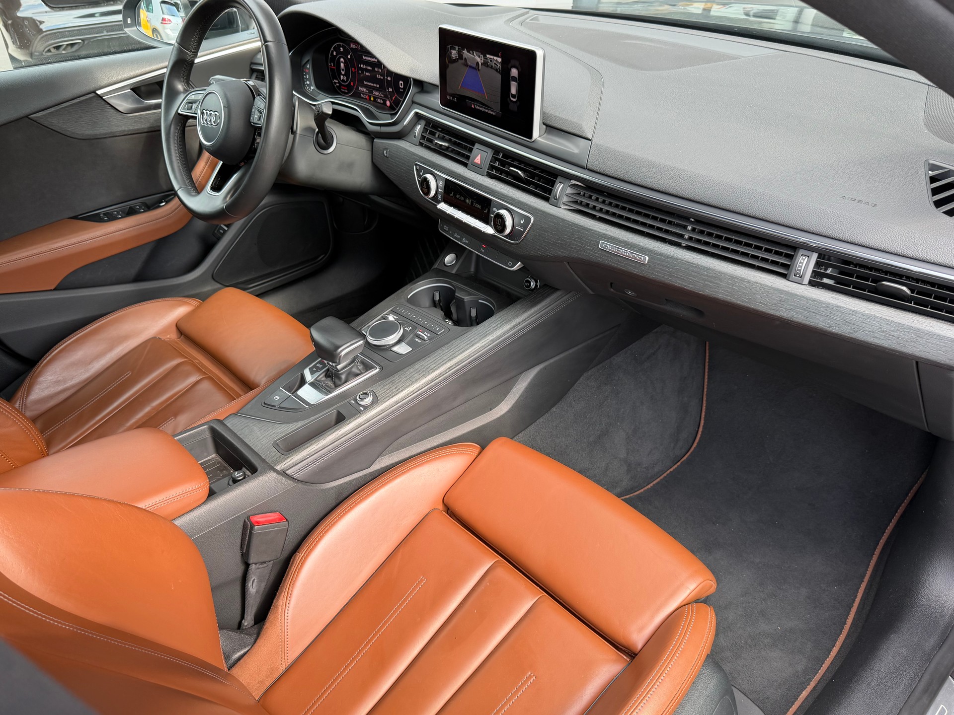 AUDI A5 Sportback 2.0 TDI quattro S-tronic-image-13