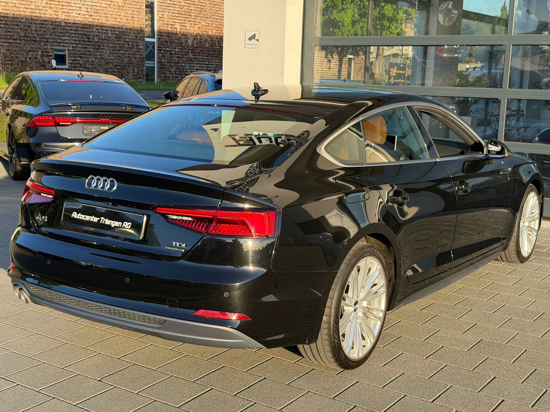 AUDI A5 Sportback 2.0 TDI quattro S-tronic-image-8