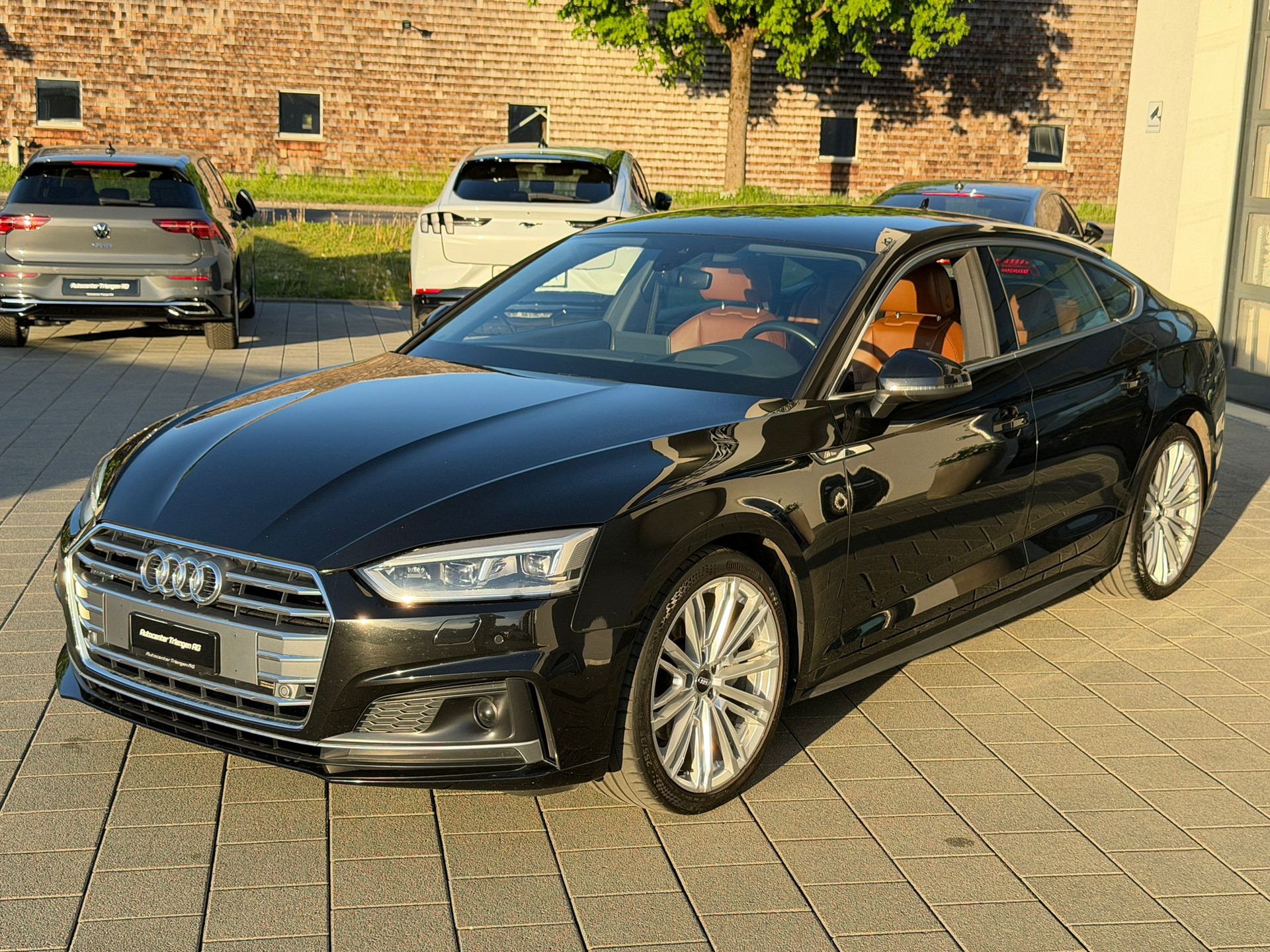 AUDI A5 Sportback 2.0 TDI quattro S-tronic-image-2
