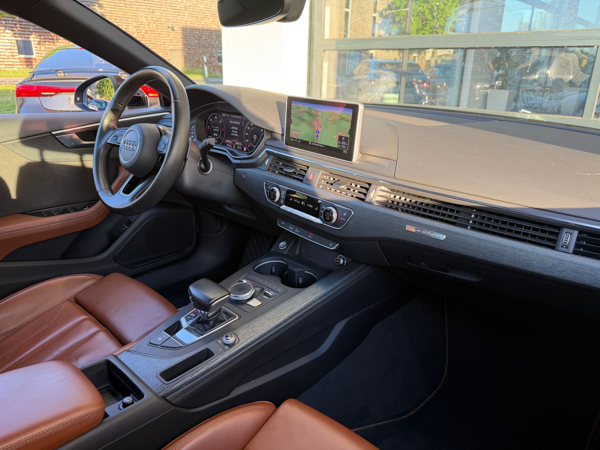 AUDI A5 Sportback 2.0 TDI quattro S-tronic-image-12