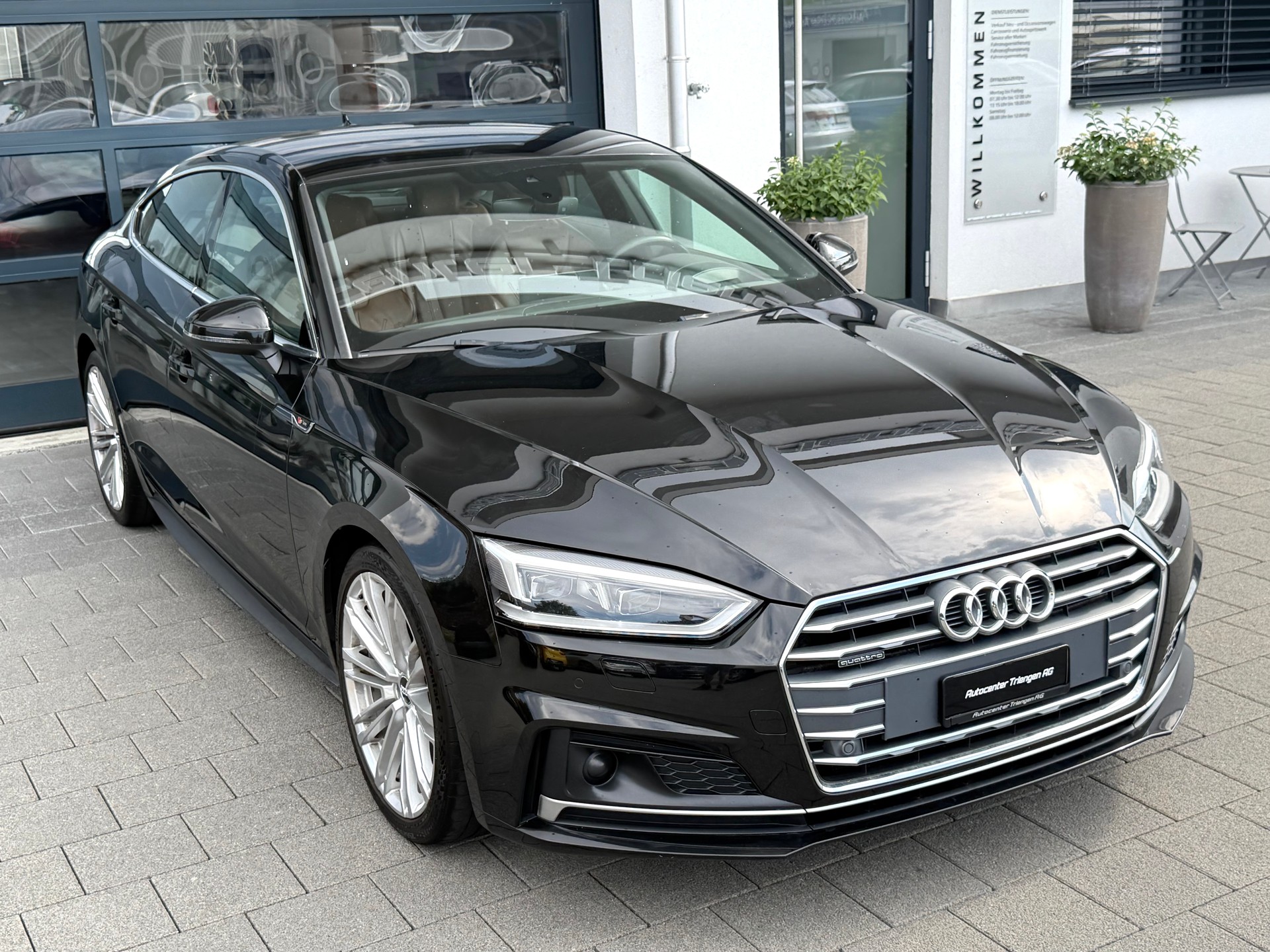 AUDI A5 Sportback 2.0 TDI quattro S-tronic-image-5
