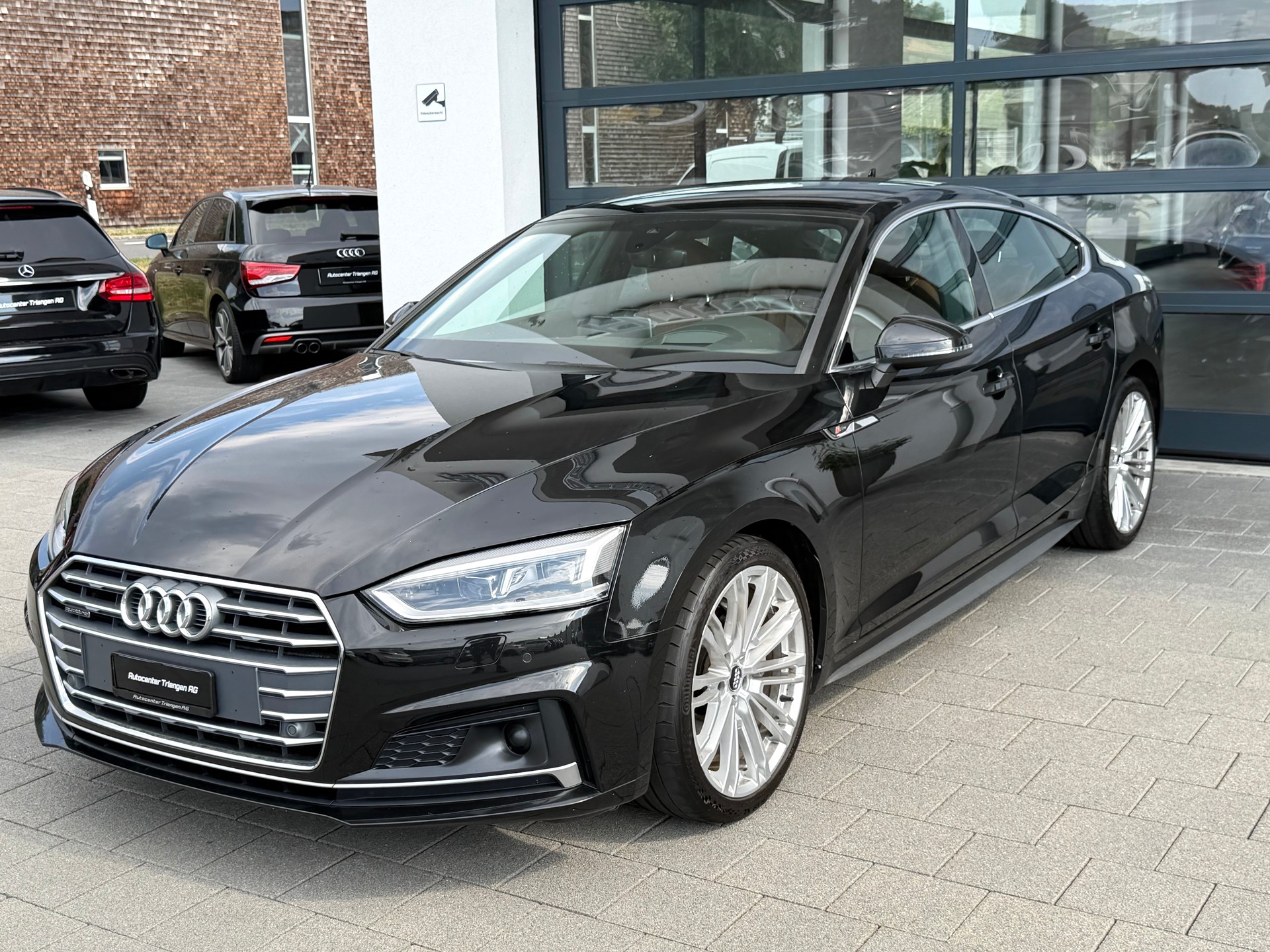 AUDI A5 Sportback 2.0 TDI quattro S-tronic-image-3