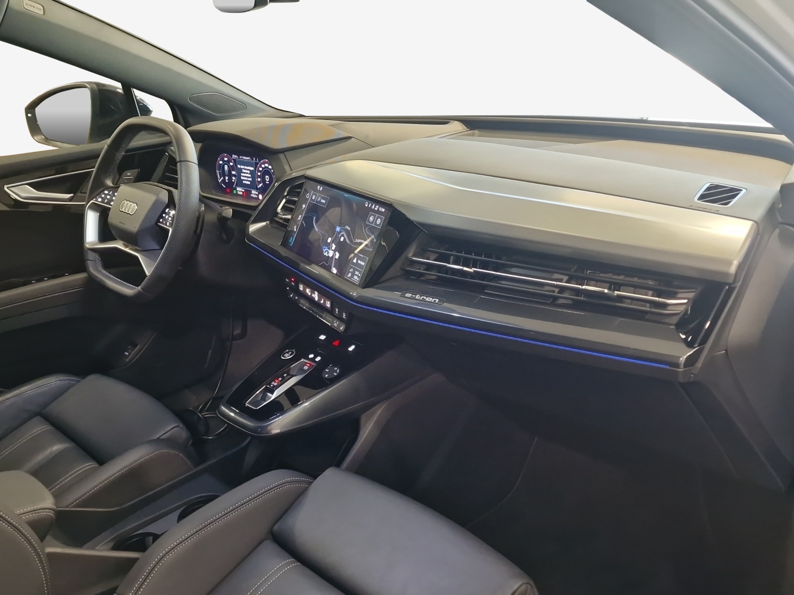 AUDI Q4 Sportback e-tron 55 quattro-image-14