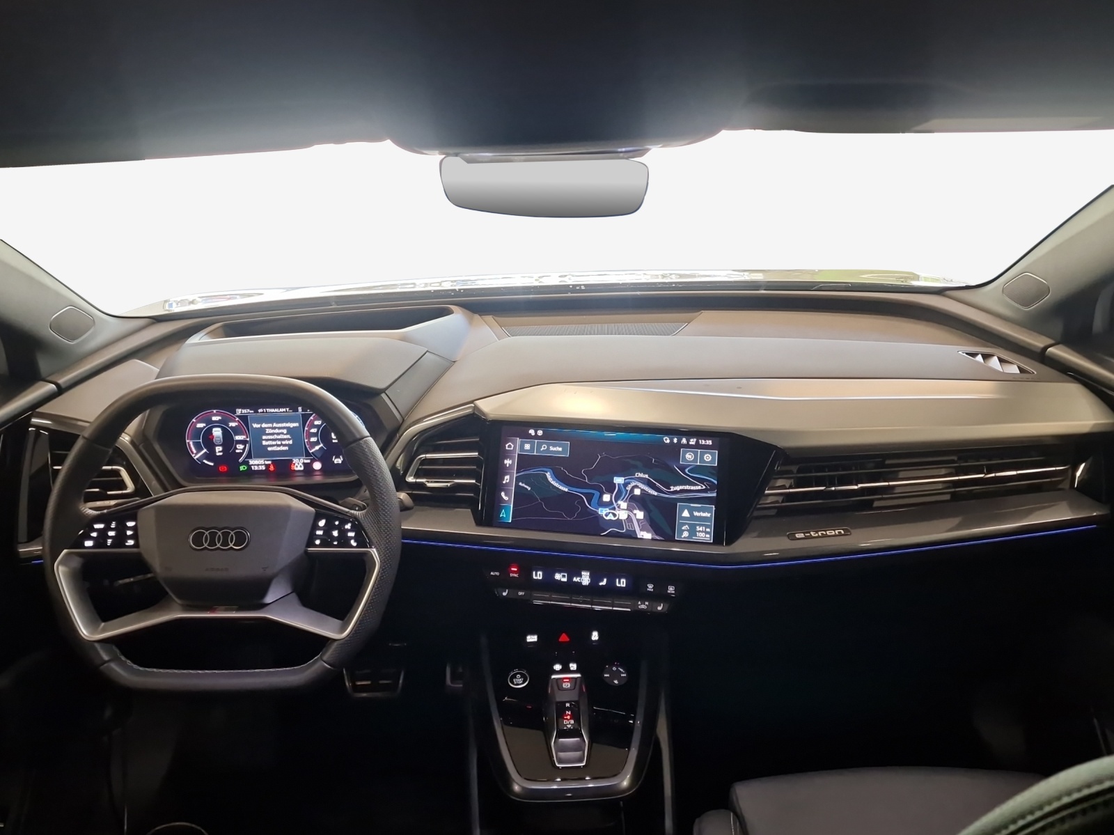 AUDI Q4 Sportback e-tron 55 quattro-image-9