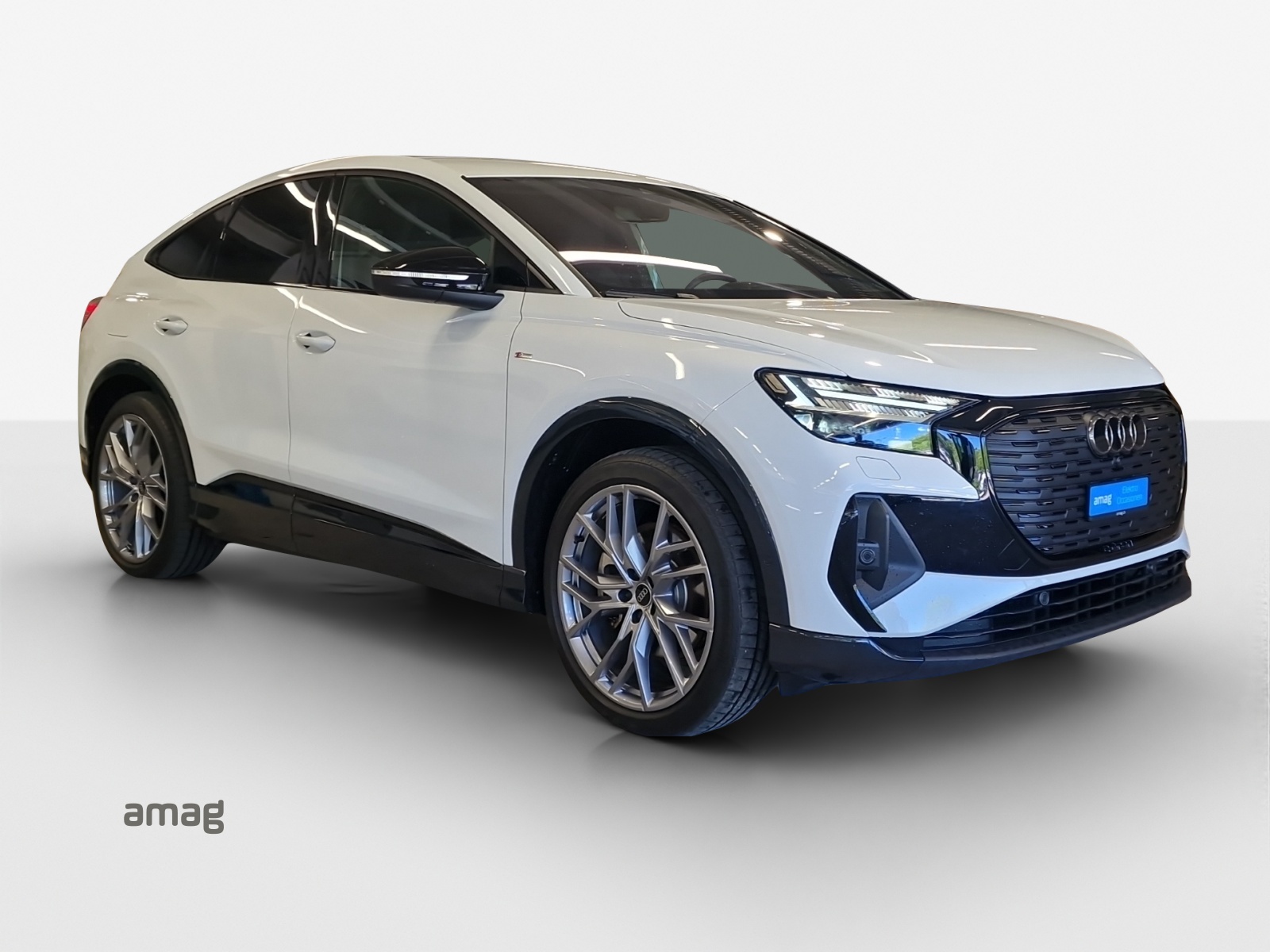 AUDI Q4 Sportback e-tron 55 quattro-image-6