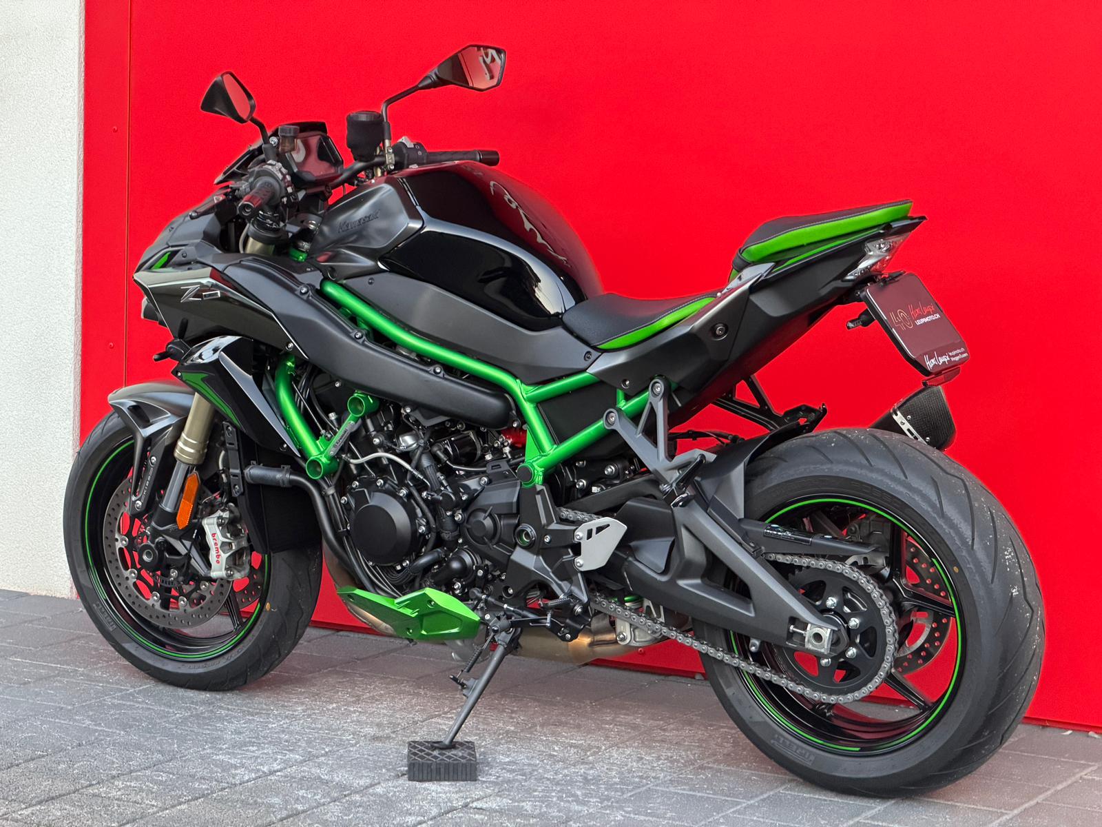 KAWASAKI Z H2 SE-showroom-element-3
