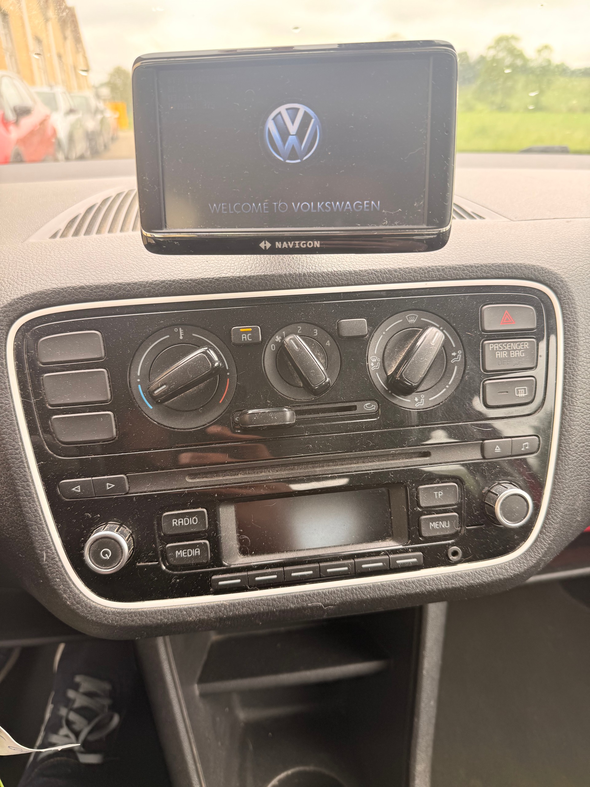 VW Up 1.0 take up-image-10