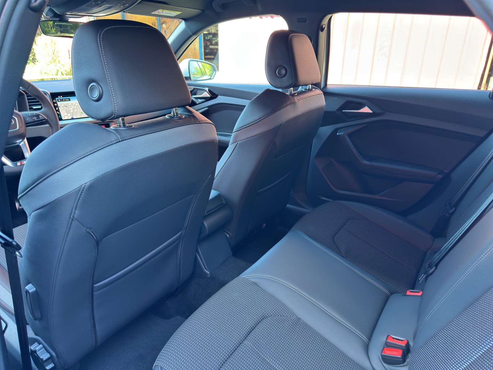 AUDI A1 Sportback 35 TFSI S Line S-tronic-image-16