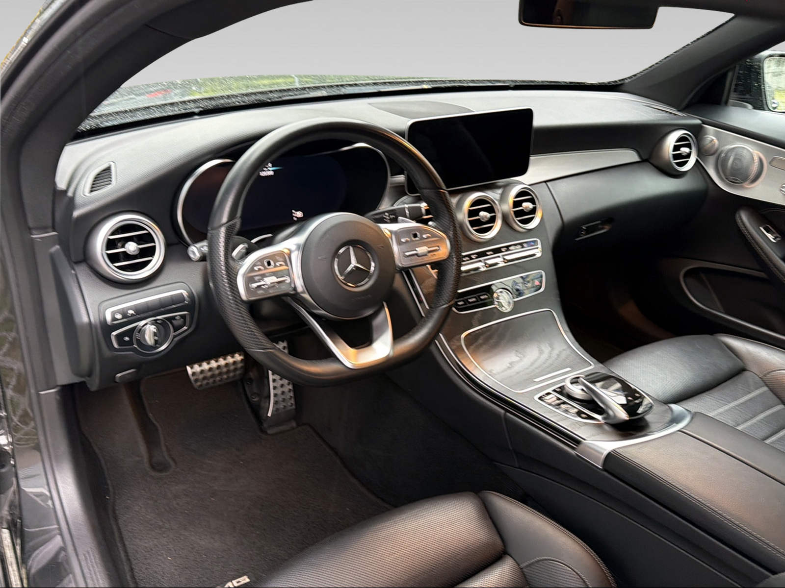 MERCEDES-BENZ C 200 Coupé 4Matic AMG Line 9G-Tronic-image-7