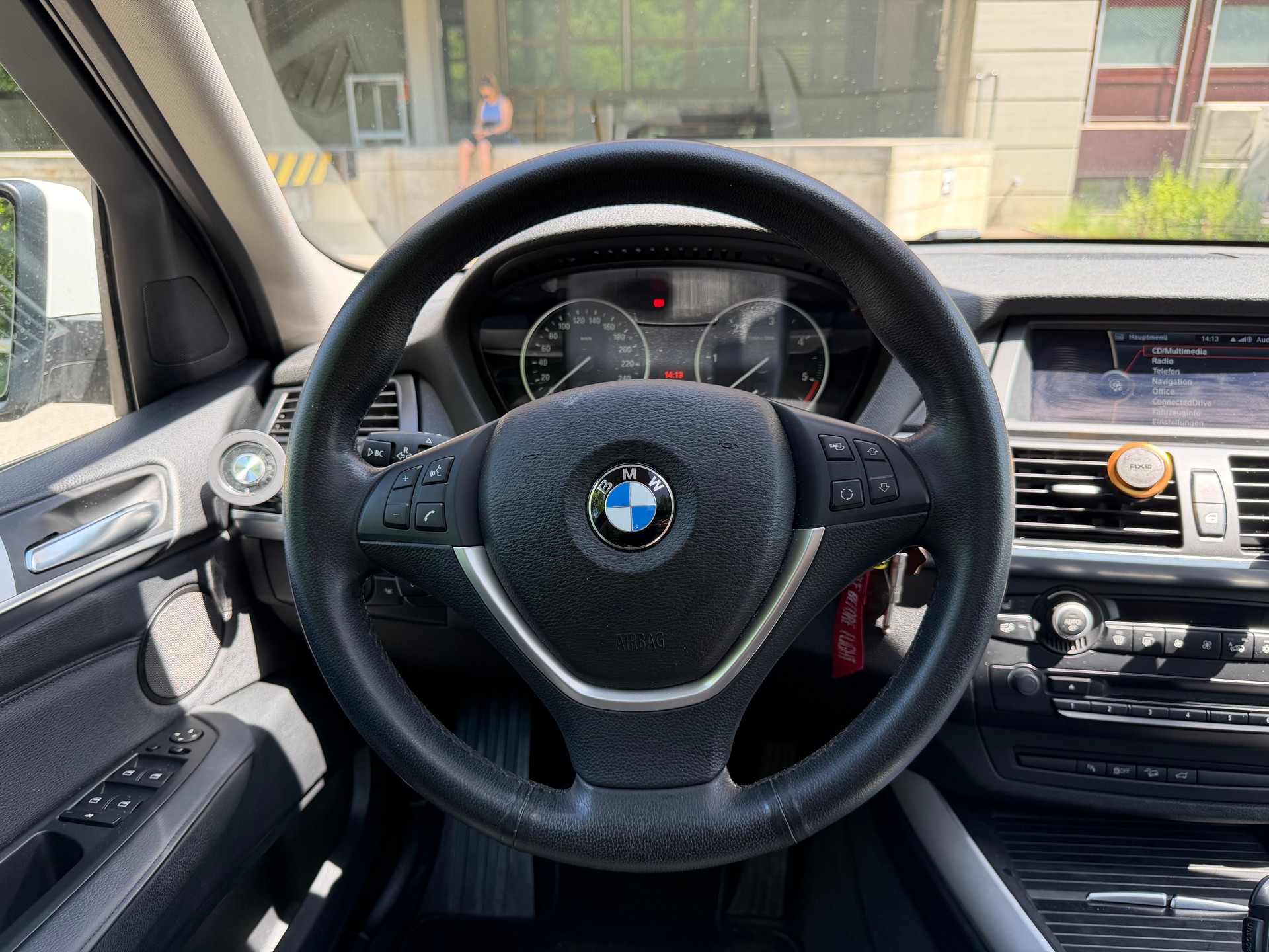 BMW BMW X5 xDrive40d Steptronic – tiefe KM – 8-fach bereift – Garantie - Sehr gepflegt-image-9