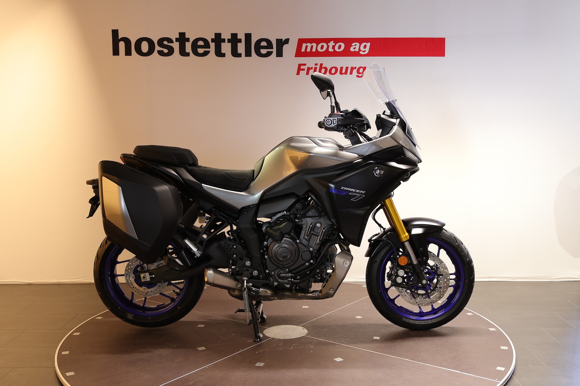 YAMAHA Tracer 7 GT Y-AMT-showroom-element-1
