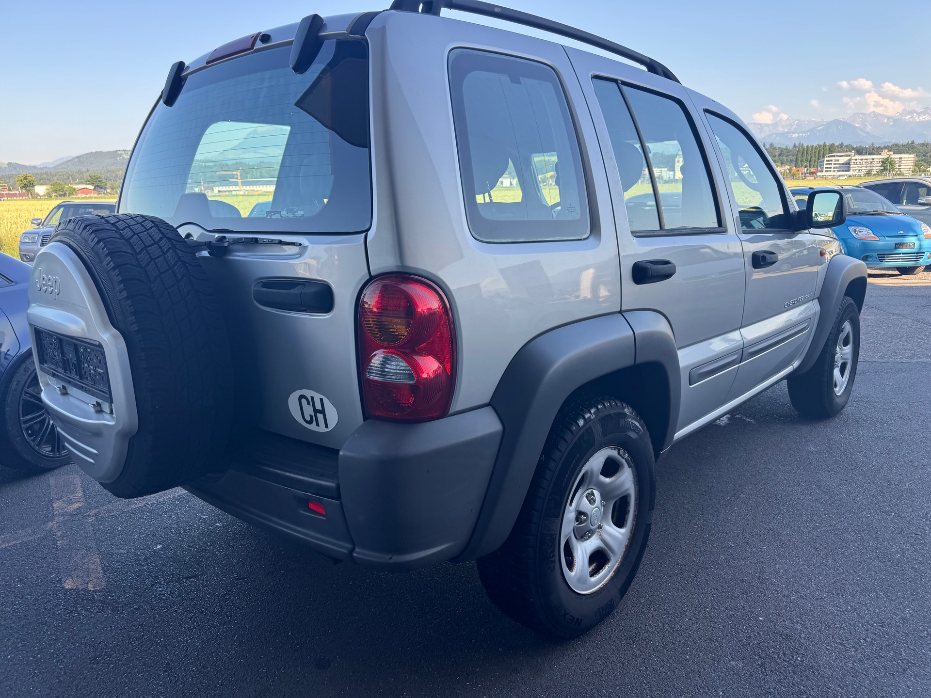 JEEP Cherokee 2.4 Sport-image-3
