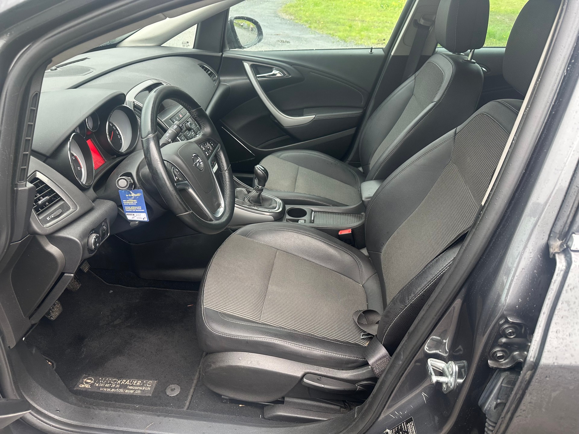 OPEL Astra SportsTourer 2.0 CDTi Cosmo-image-9