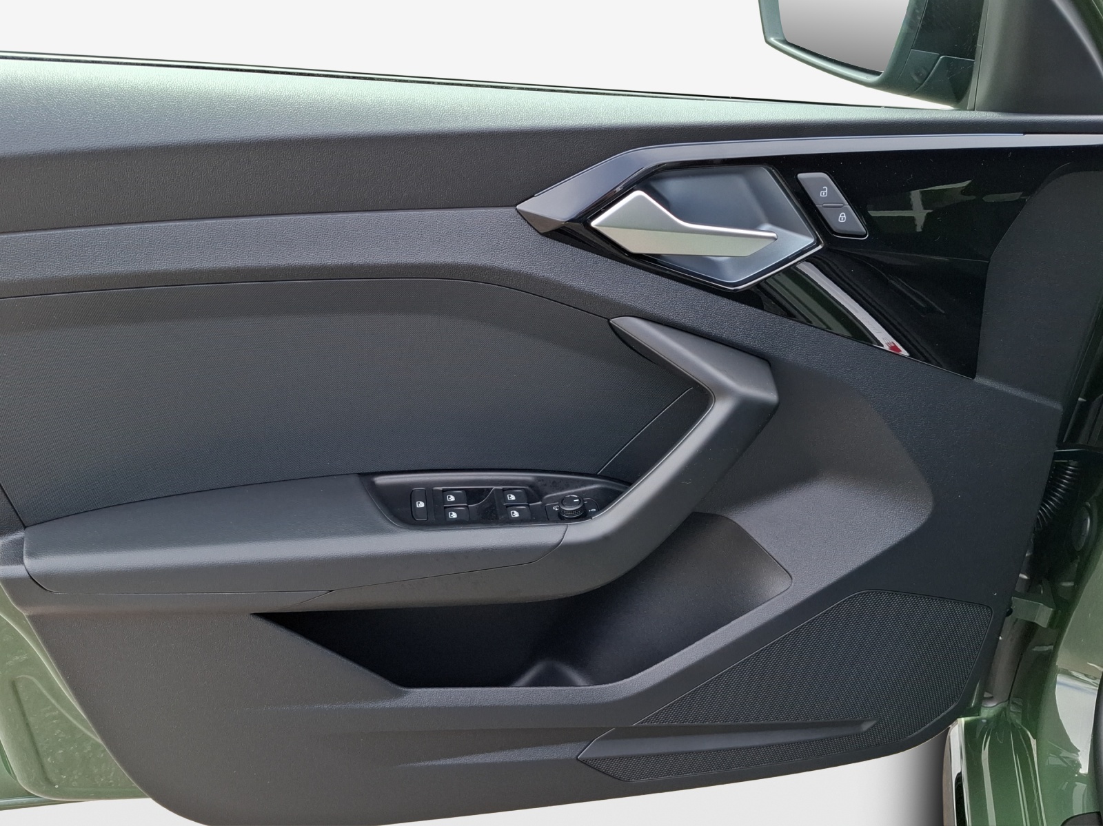 AUDI A1 Sportback 30 TFSI S Line Attraction S-tronic-image-17