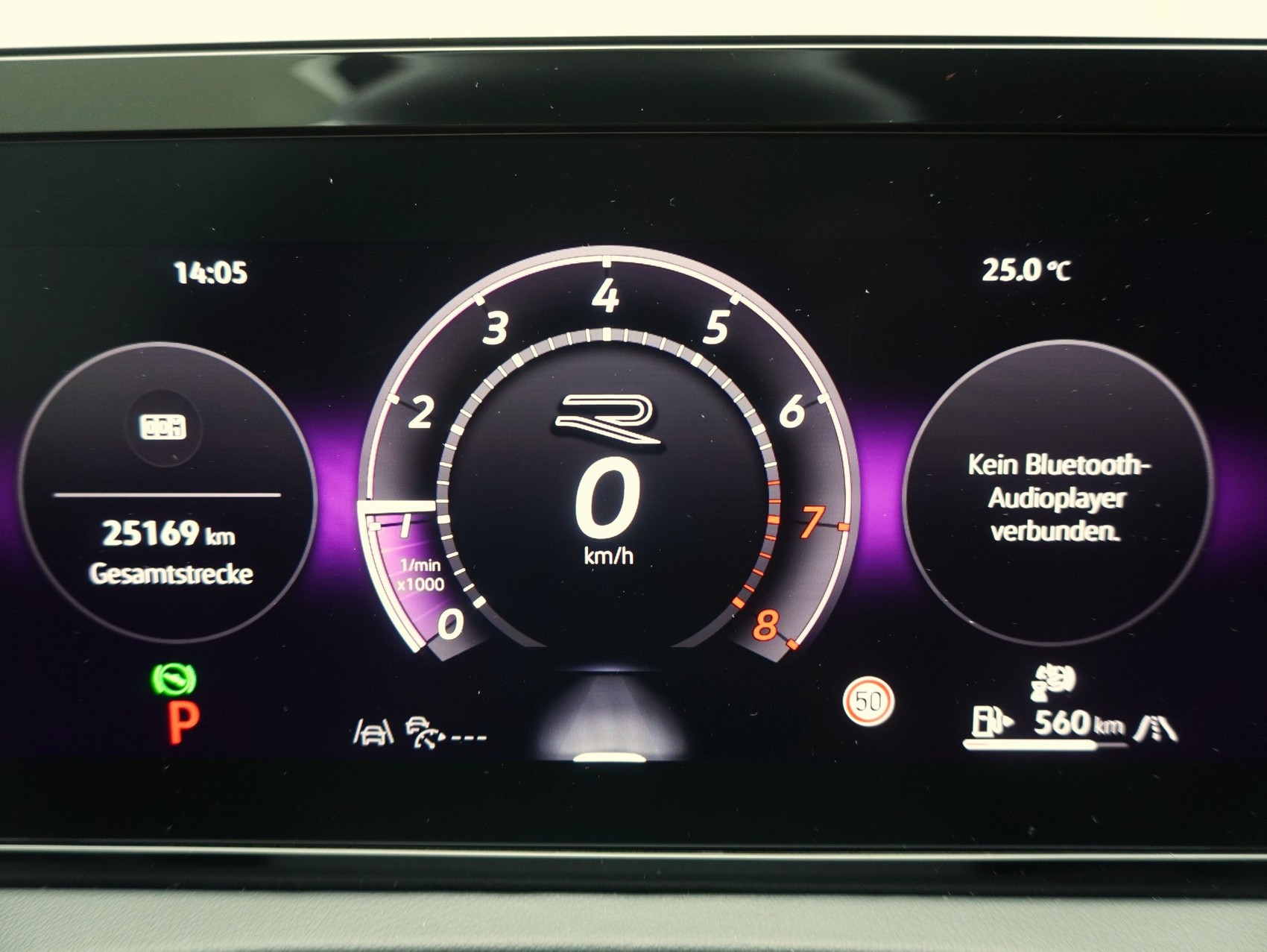 VW Tiguan 2.0 TSI DSG R-Line Black Style 4Motion (2025)-image-14