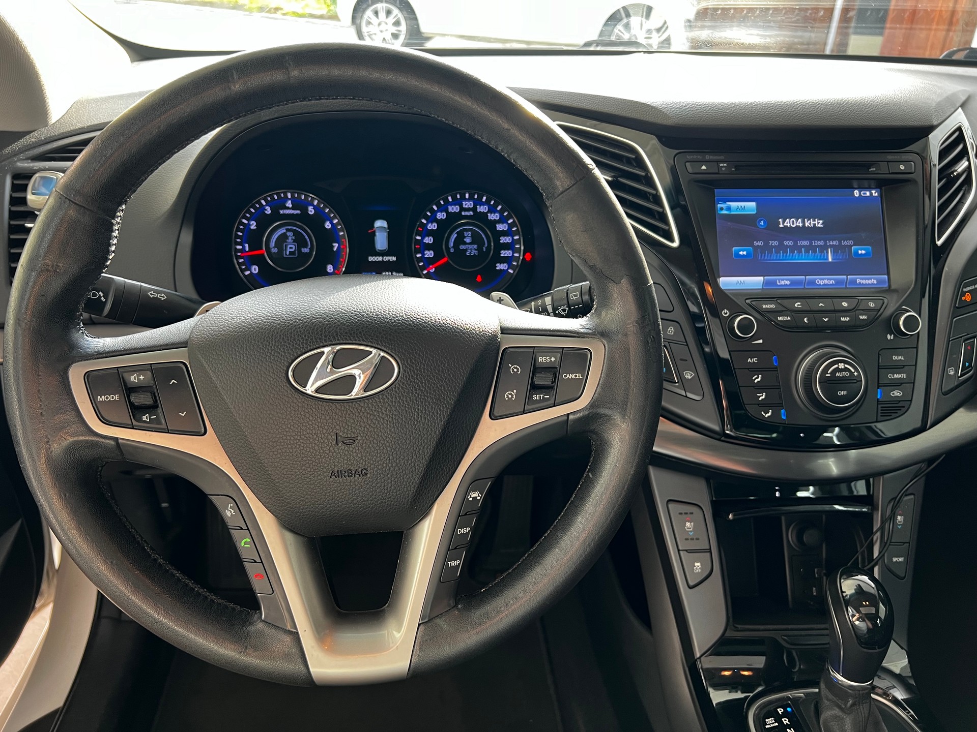 HYUNDAI 2.0 GDi Premium-image-3