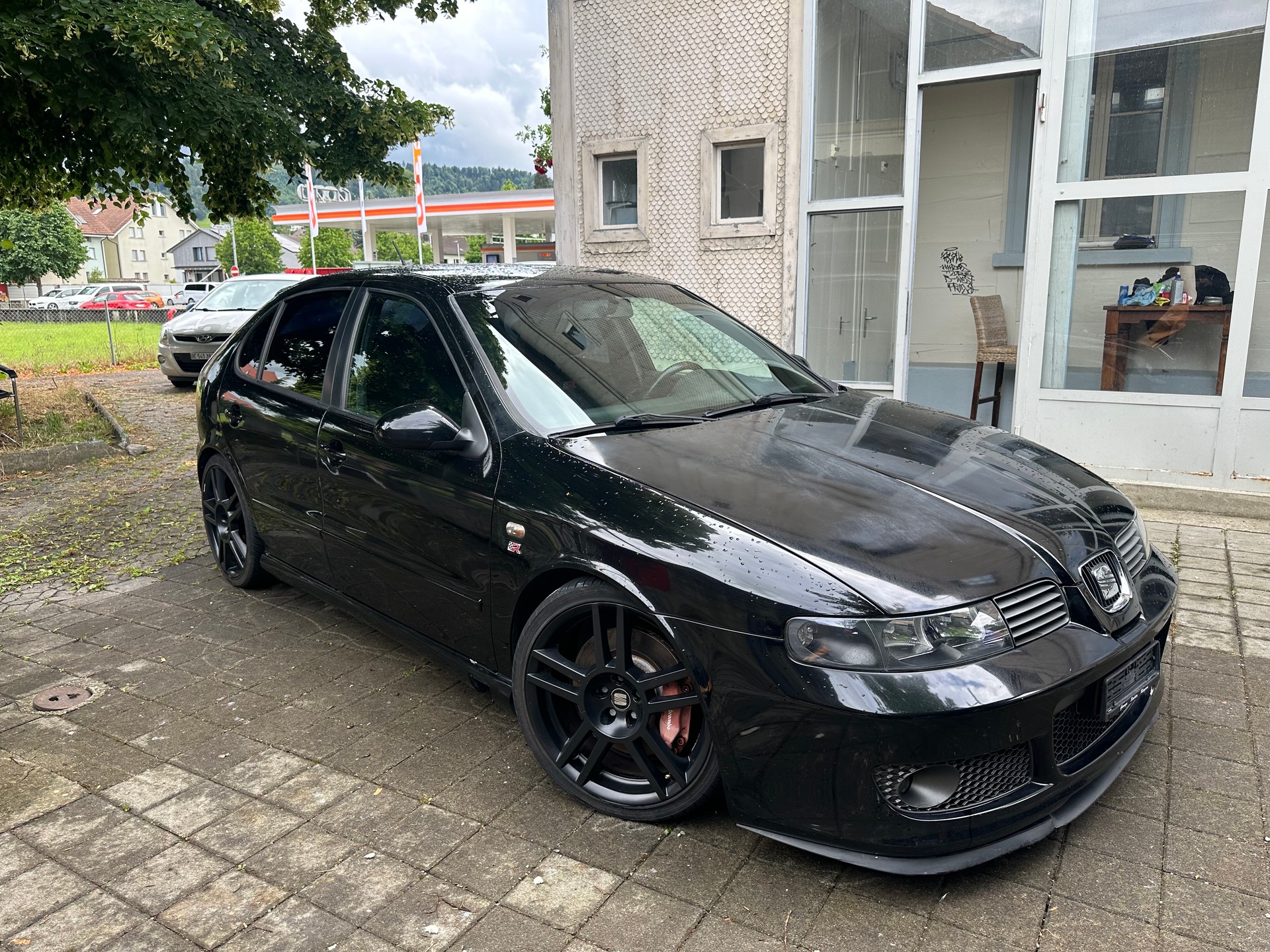 SEAT Leon 1.8 T Cupra R Suizacopa-image-0
