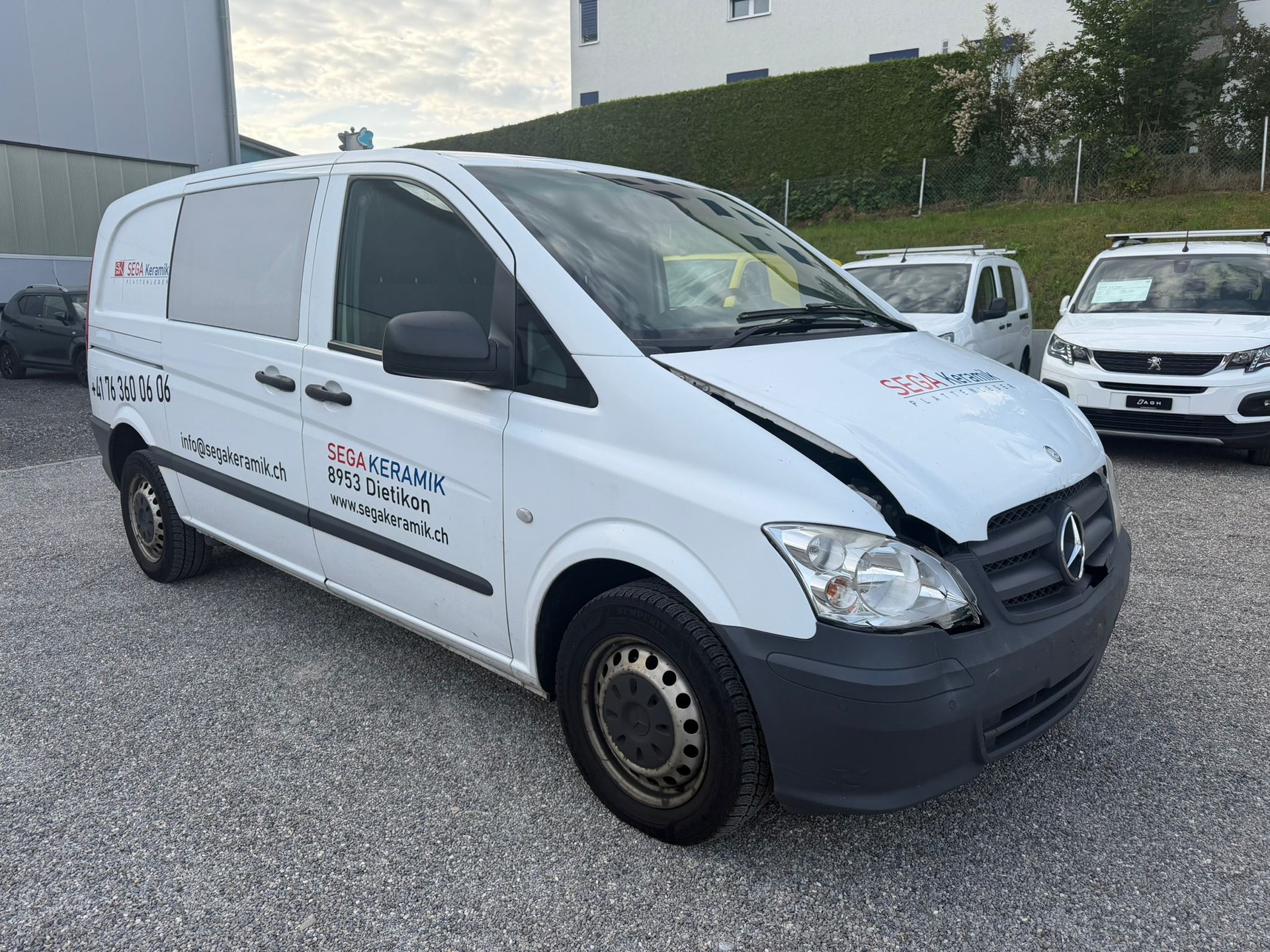 MERCEDES-BENZ Vito 113 CDI-image-12