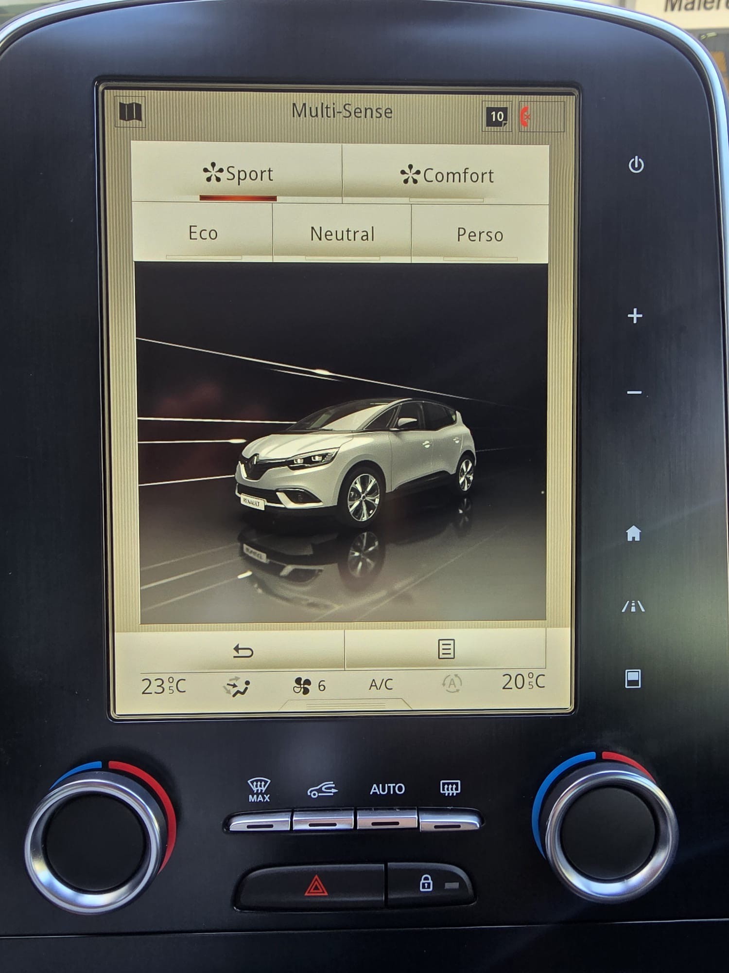 RENAULT Scénic 1.3 16V Turbo Zen EDC-image-18