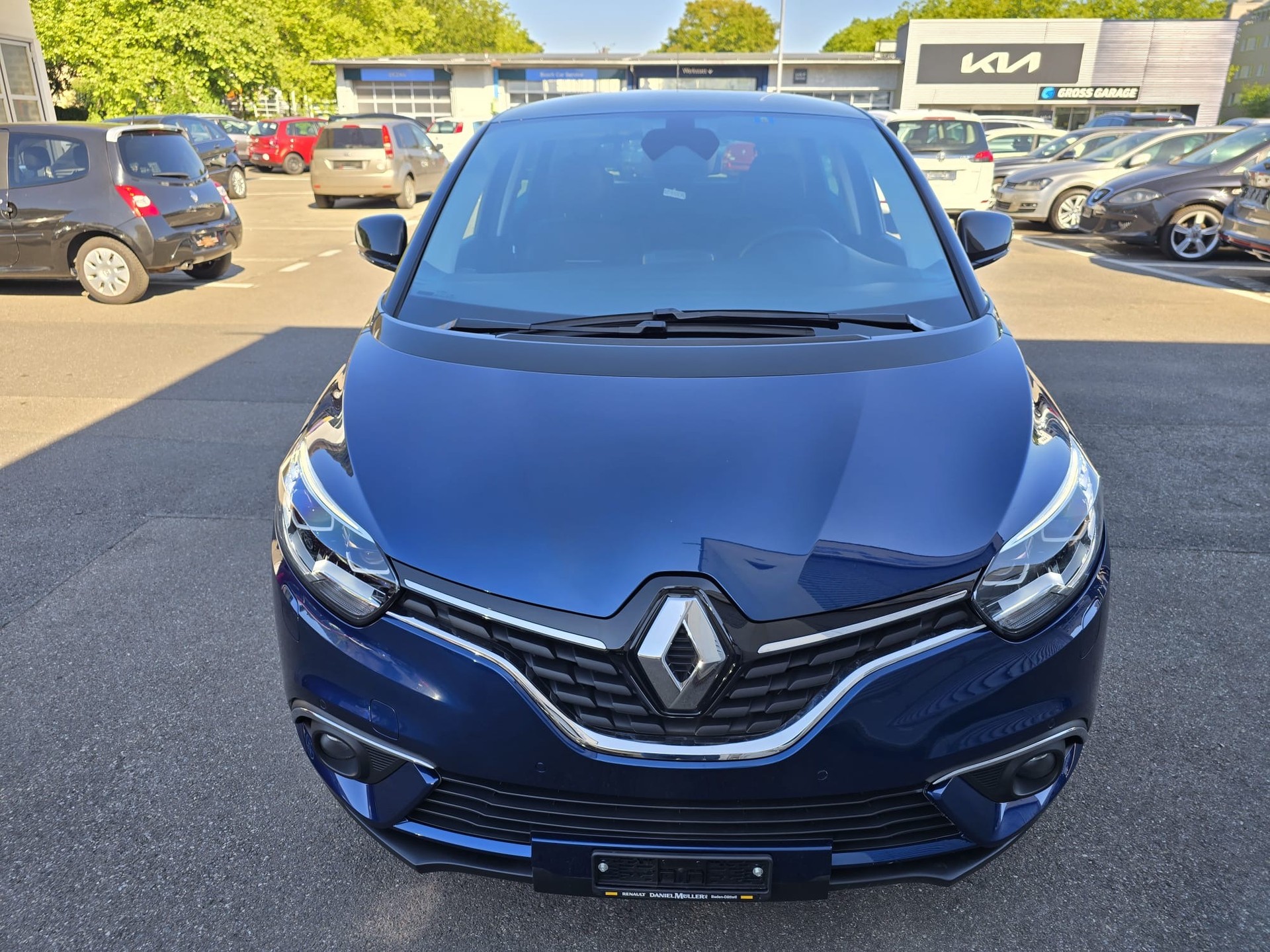 RENAULT Scénic 1.3 16V Turbo Zen EDC-image-1