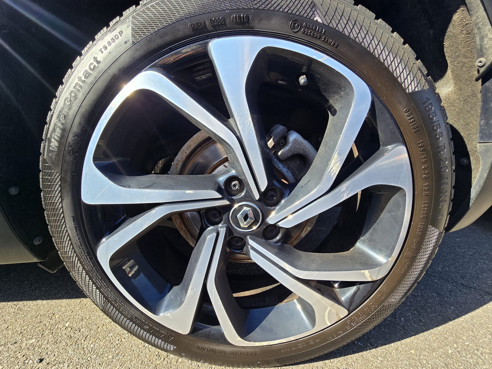 RENAULT Scénic 1.3 16V Turbo Zen EDC-image-22