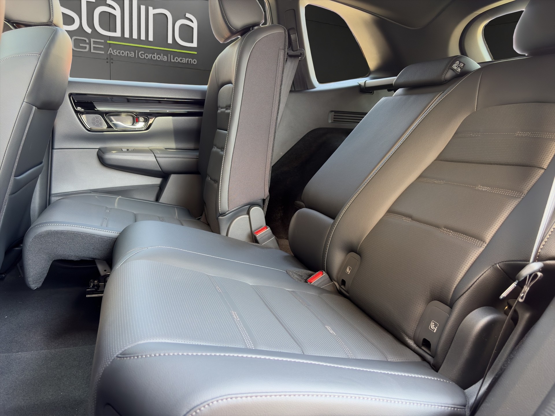 HONDA CR-V 2.0 i-MMD Elegance 4WD-image-12