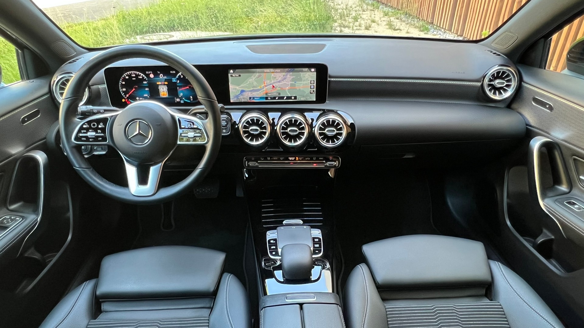 MERCEDES-BENZ A 200 PROGRESSIVE NIGHT 7G-DCT l 163 PS-image-21