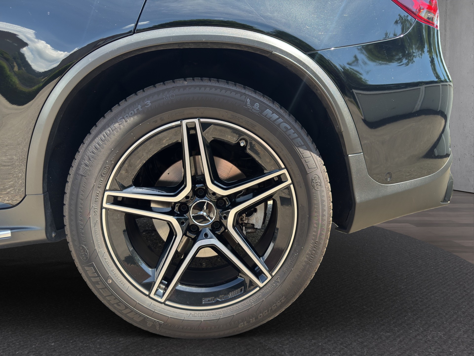 MERCEDES-BENZ GLC 43 AMG 4Matic 9G-Tronic-image-17