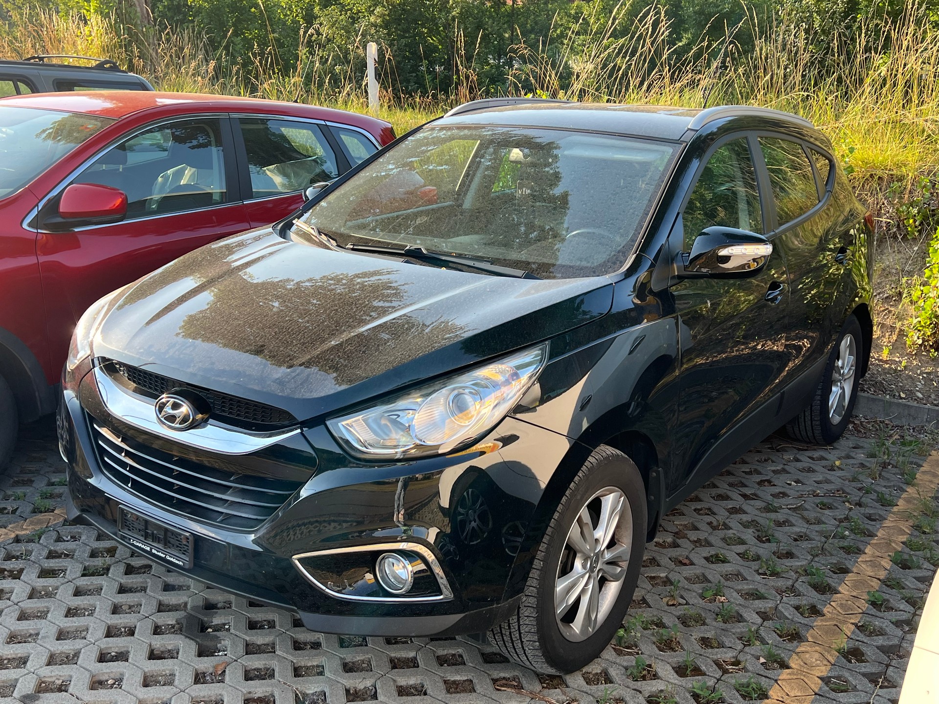 HYUNDAI iX 35 2.0 CRDi Premium 4WD-image-1