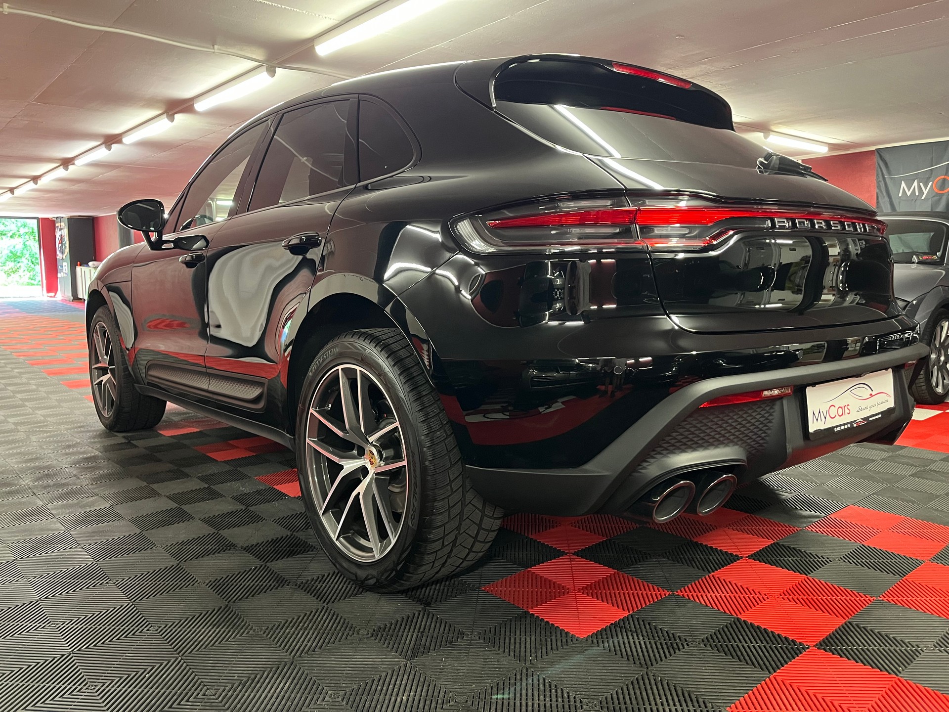 PORSCHE Macan PDK-image-8