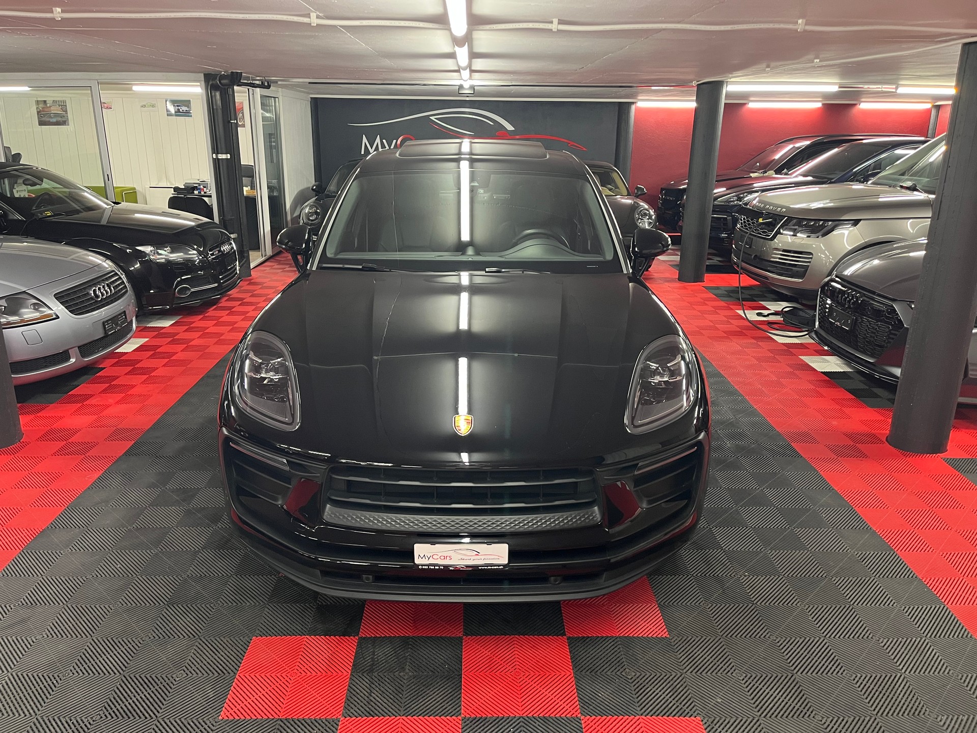 PORSCHE Macan PDK-image-2