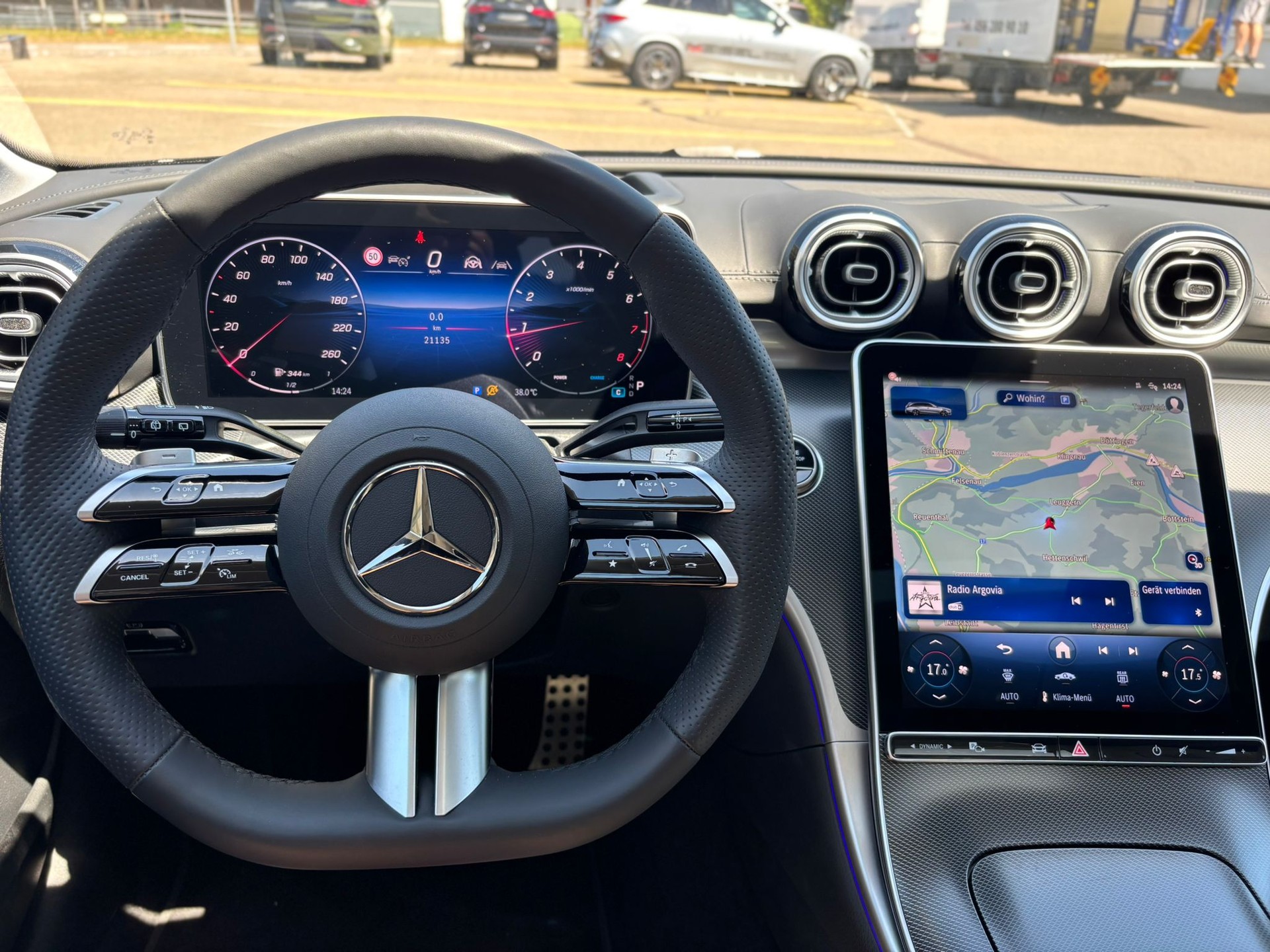 MERCEDES-BENZ C 200 AMG-Line 4Matic Kombi-image-10