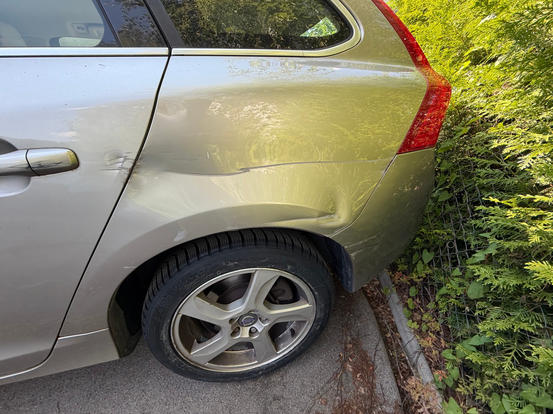 VOLVO V60 D3 Summum-image-3