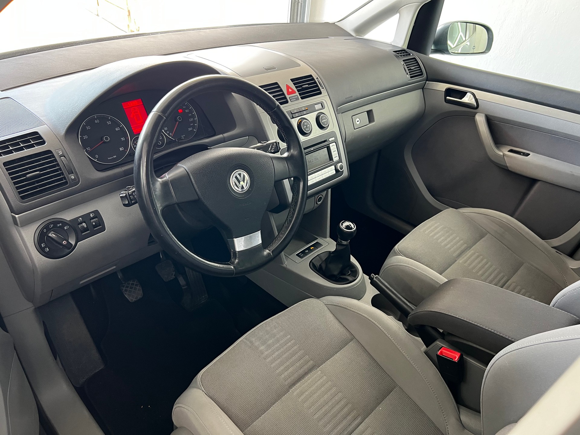 VW 1.4 TSI 140 Highline-image-4
